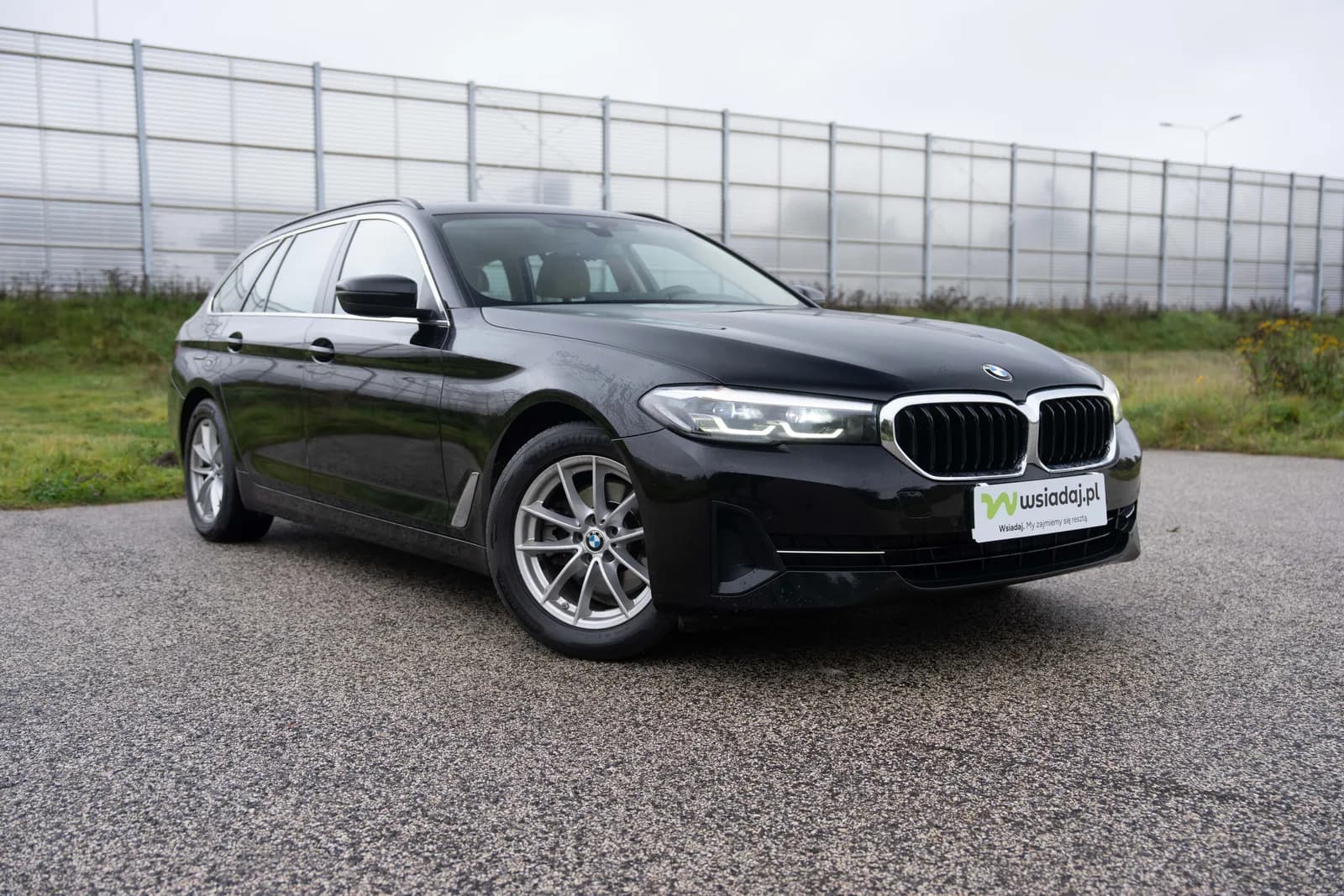 BMW Seria 5 — zdjęcie 3 z 25