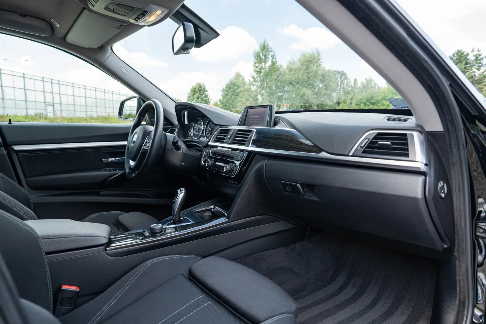 BMW Seria 3 zdjęcie 25