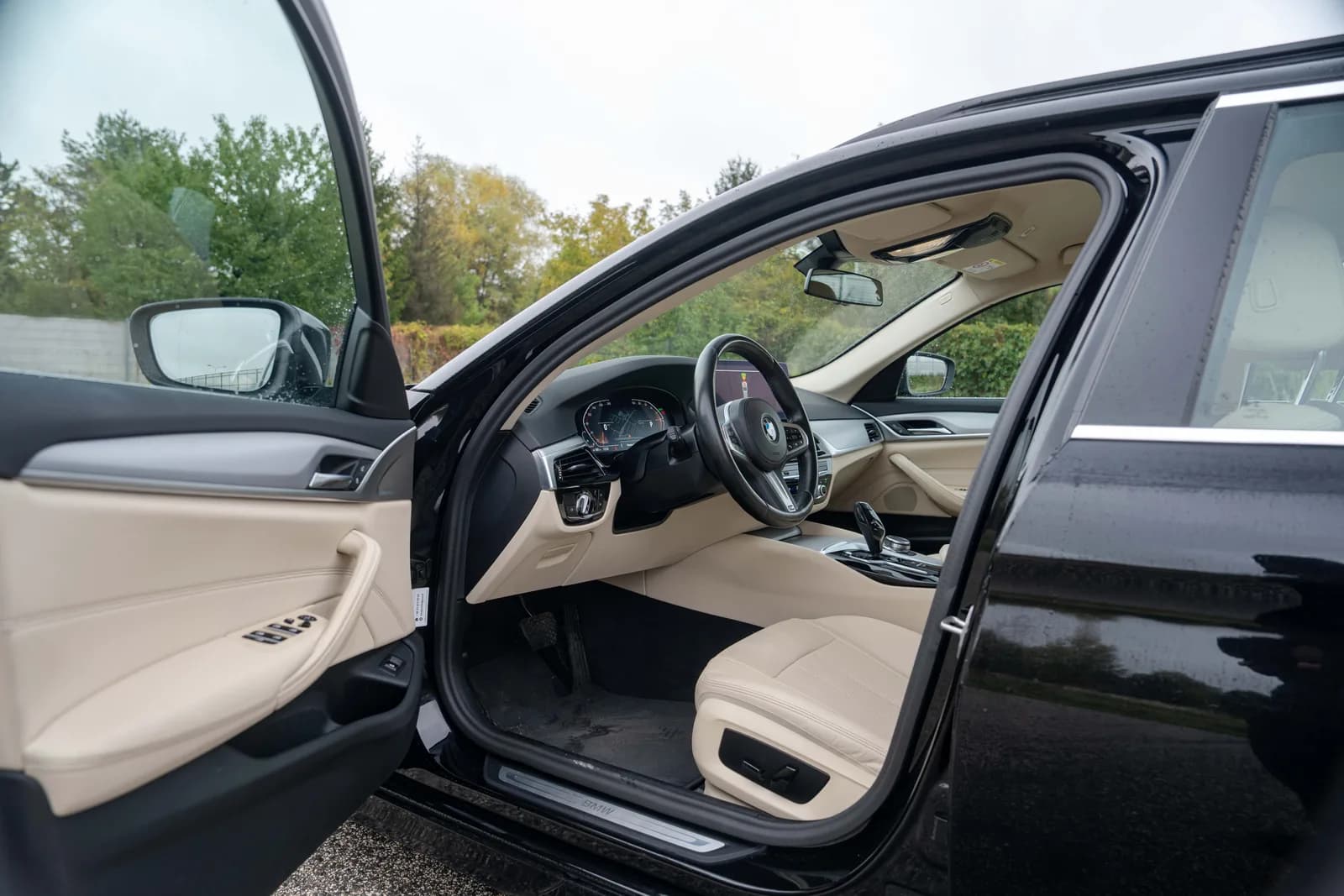 BMW Seria 5 — zdjęcie 15 z 25