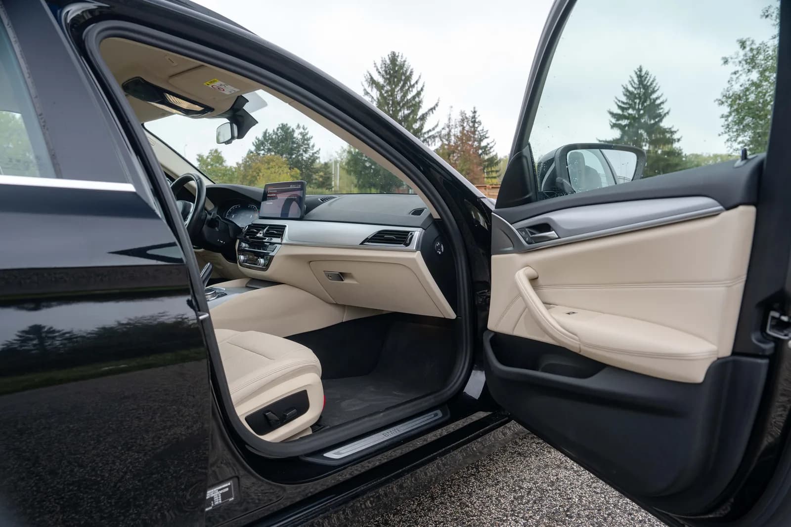 BMW Seria 5 — zdjęcie 23 z 25