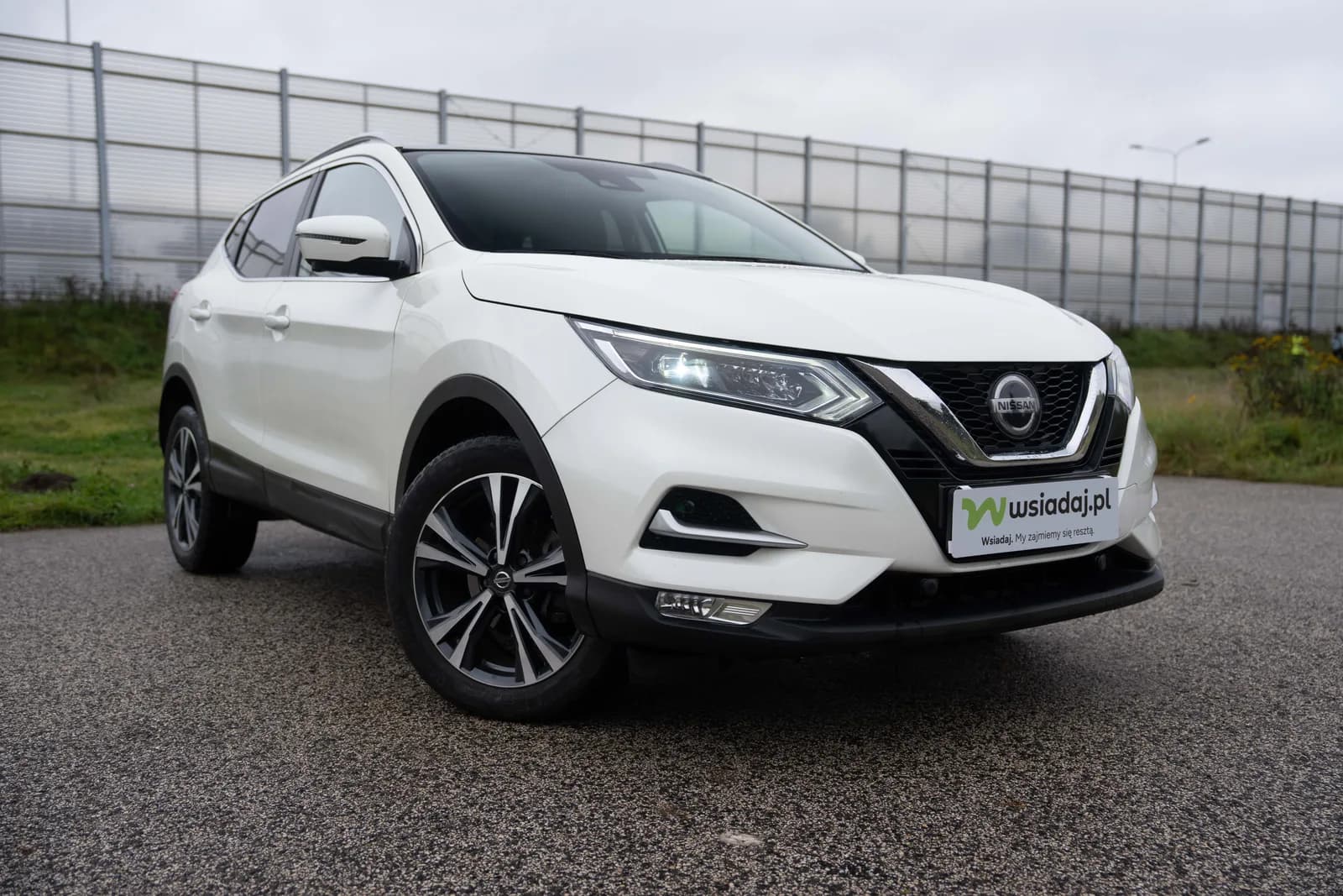 Nissan Qashqai — zdjęcie 3 z 25