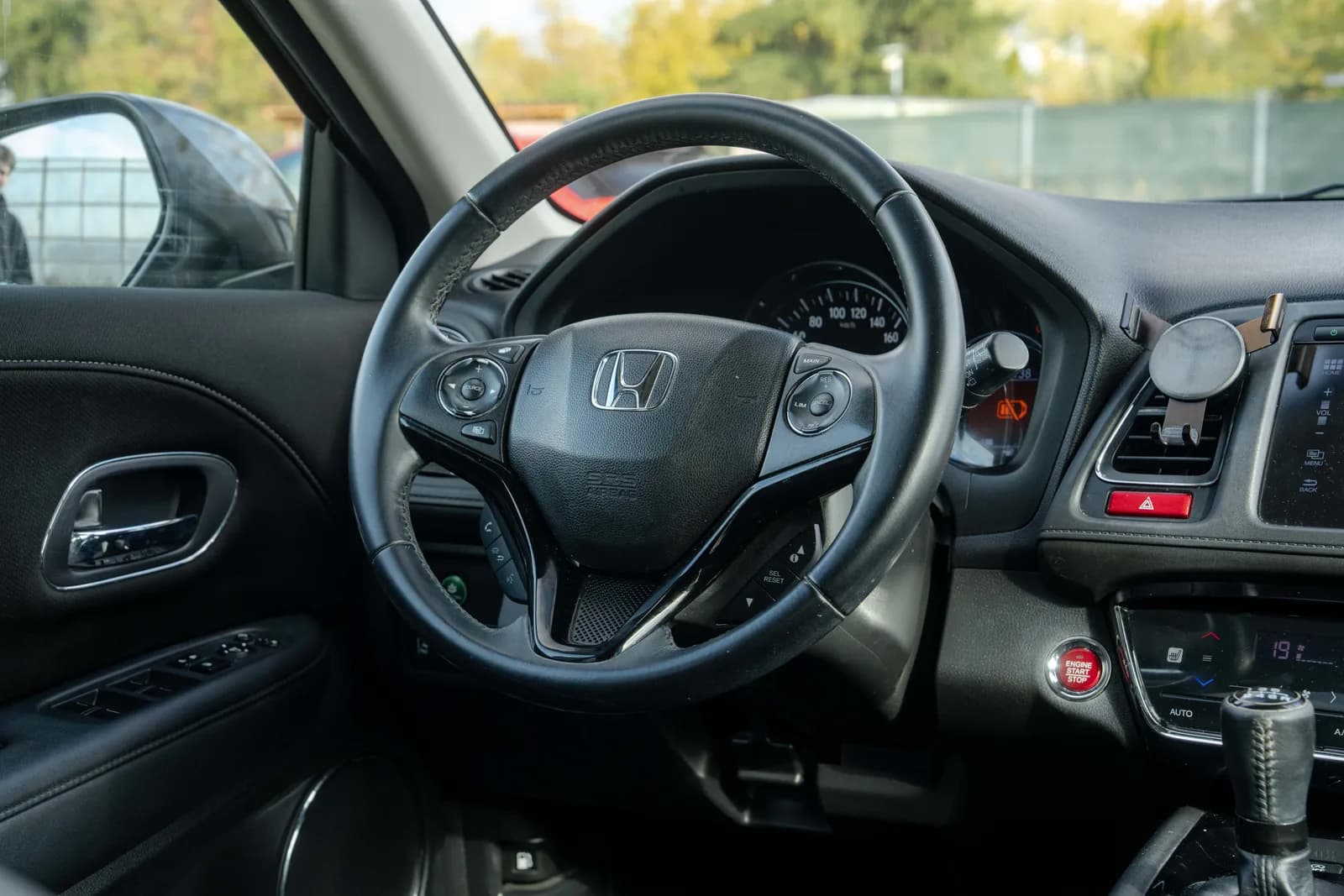 Honda HR-V — zdjęcie 18 z 24