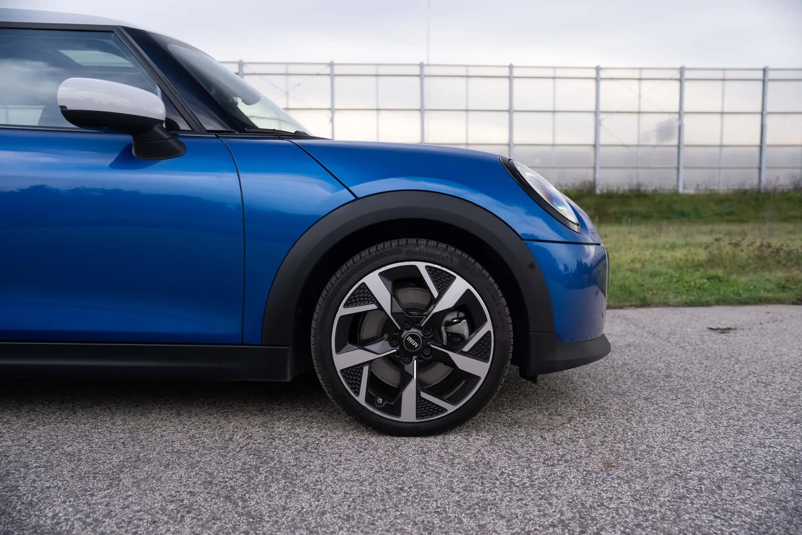 MINI Cooper S — zdjęcie 8 z 28