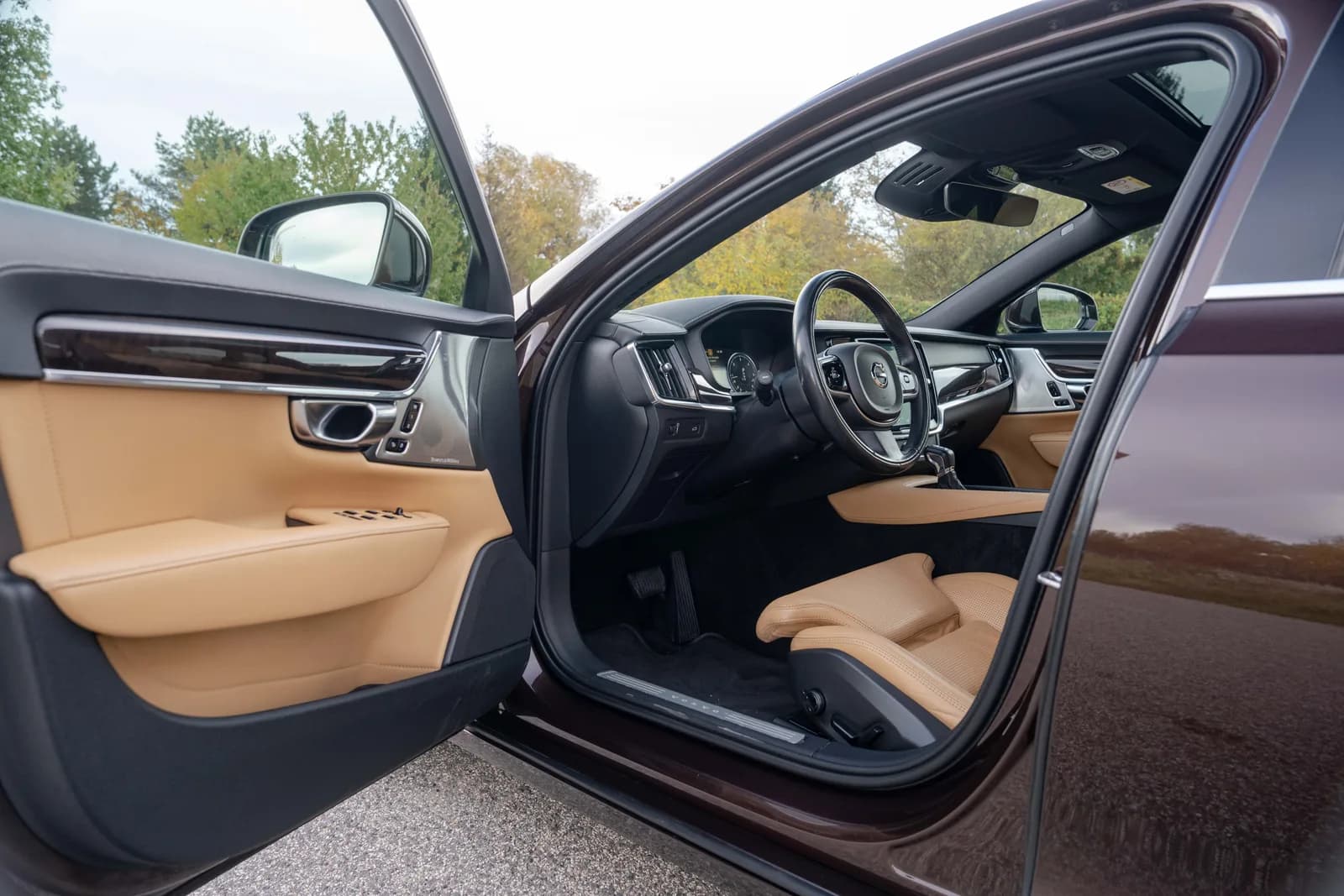Volvo S90 — zdjęcie 17 z 31