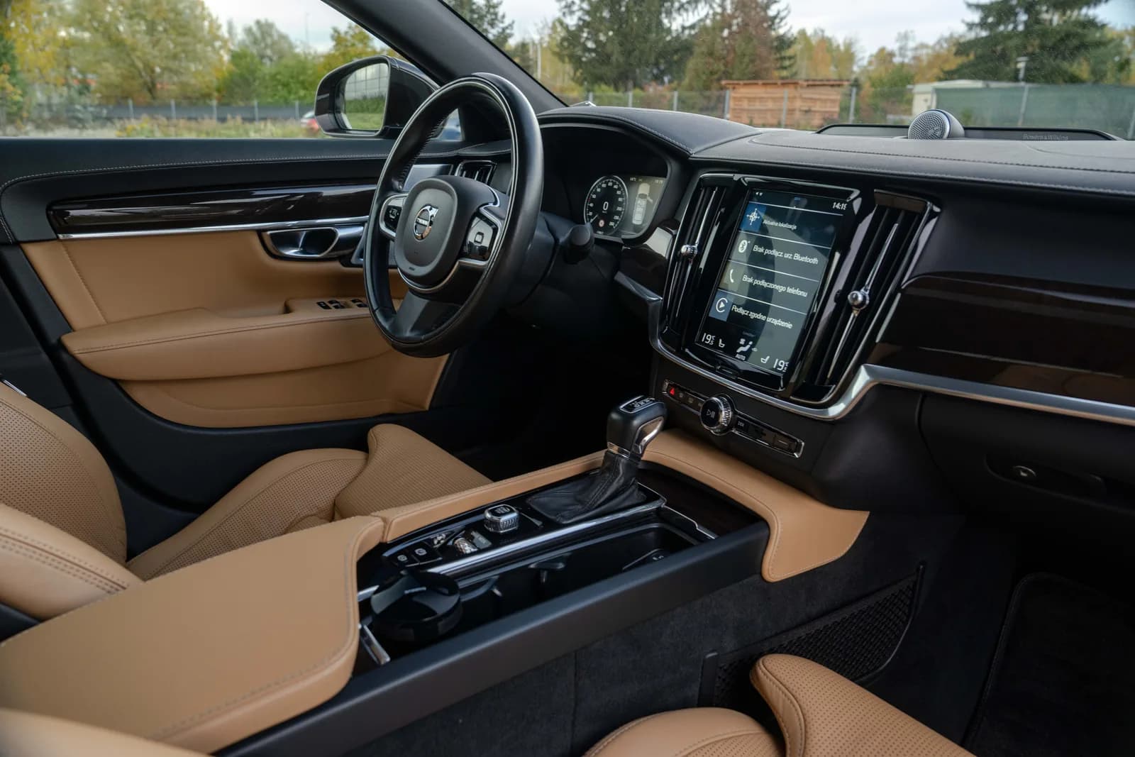 Volvo S90 — zdjęcie 24 z 31
