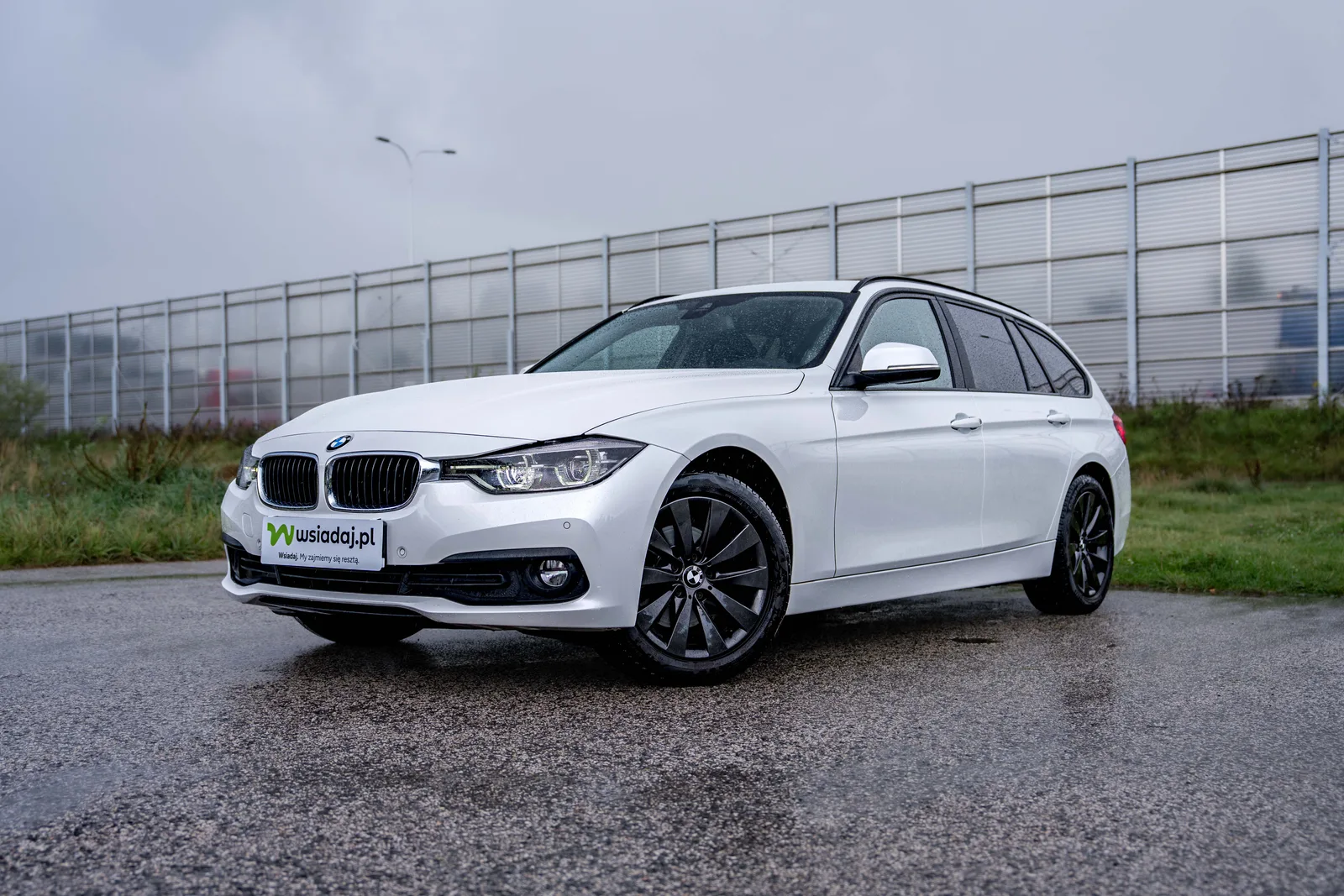 BMW Seria 3 — zdjęcie 1 z 19