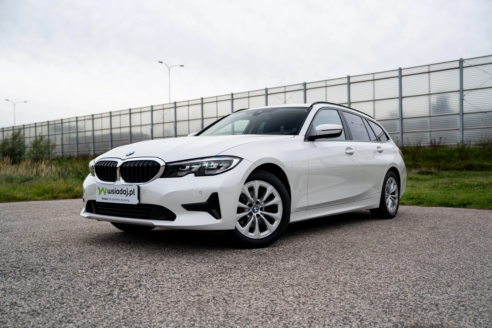 BMW Seria 3 — zdjęcie 1 z 24