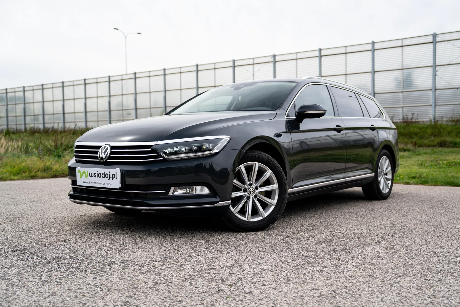 Volkswagen Passat — zdjęcie 1 z 28