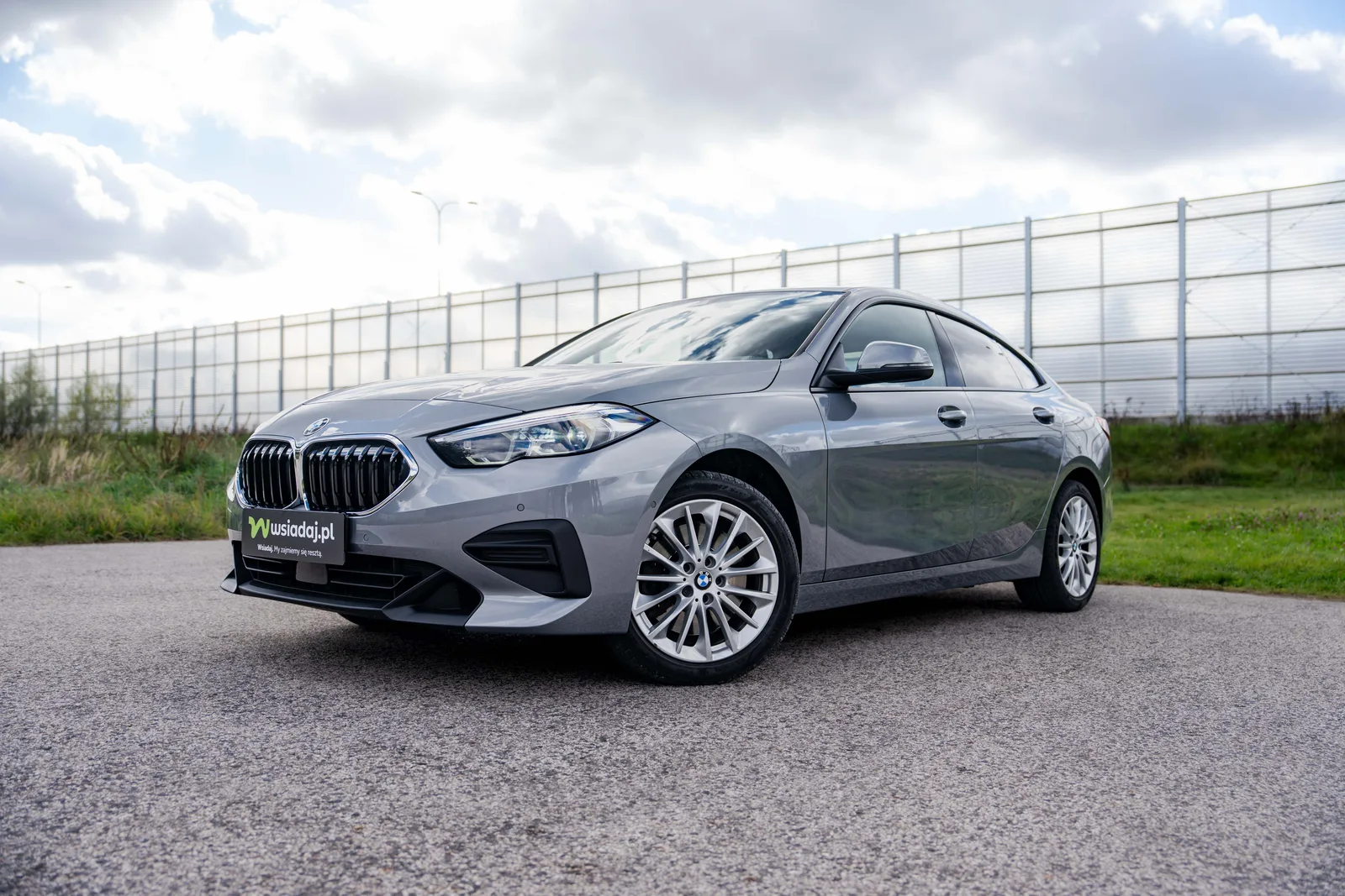 BMW Seria 2 — zdjęcie 1 z 27