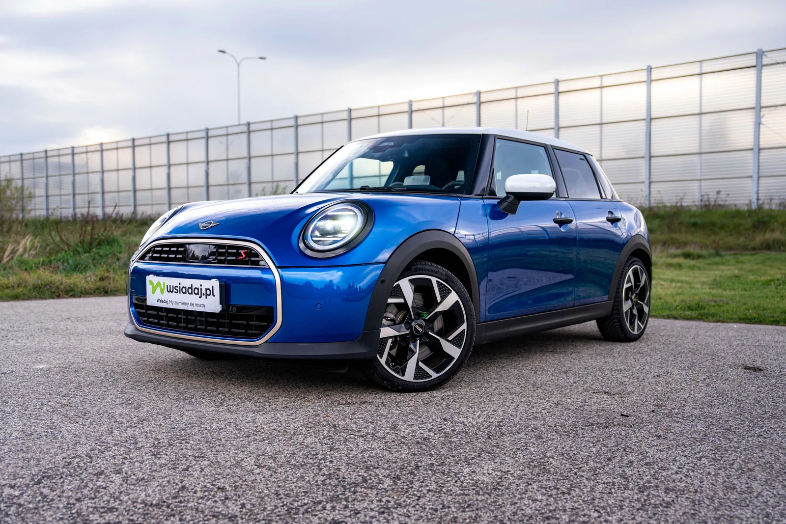 MINI Cooper S — zdjęcie 1 z 28