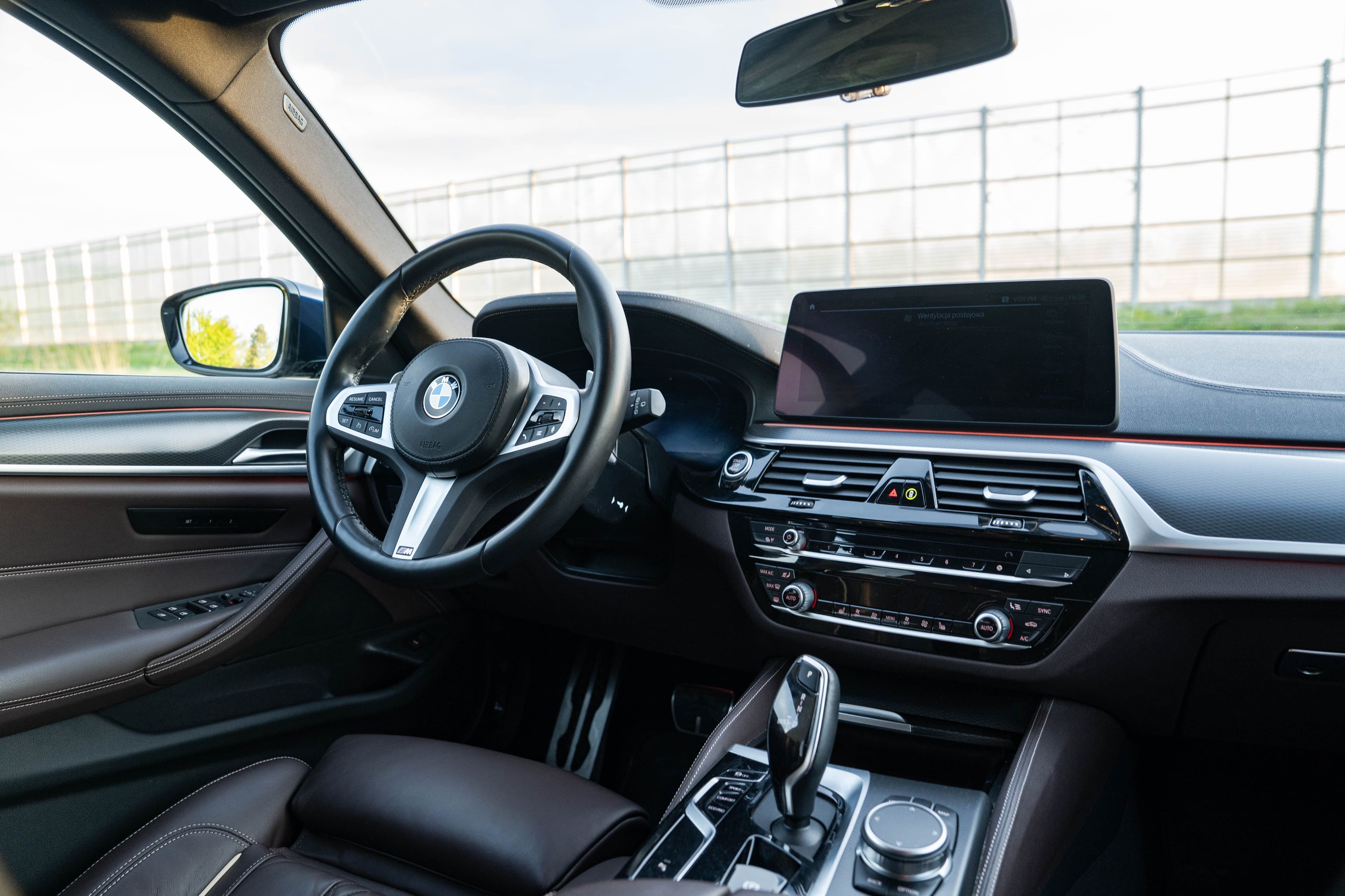 BMW Seria 5 zdjęcie 19