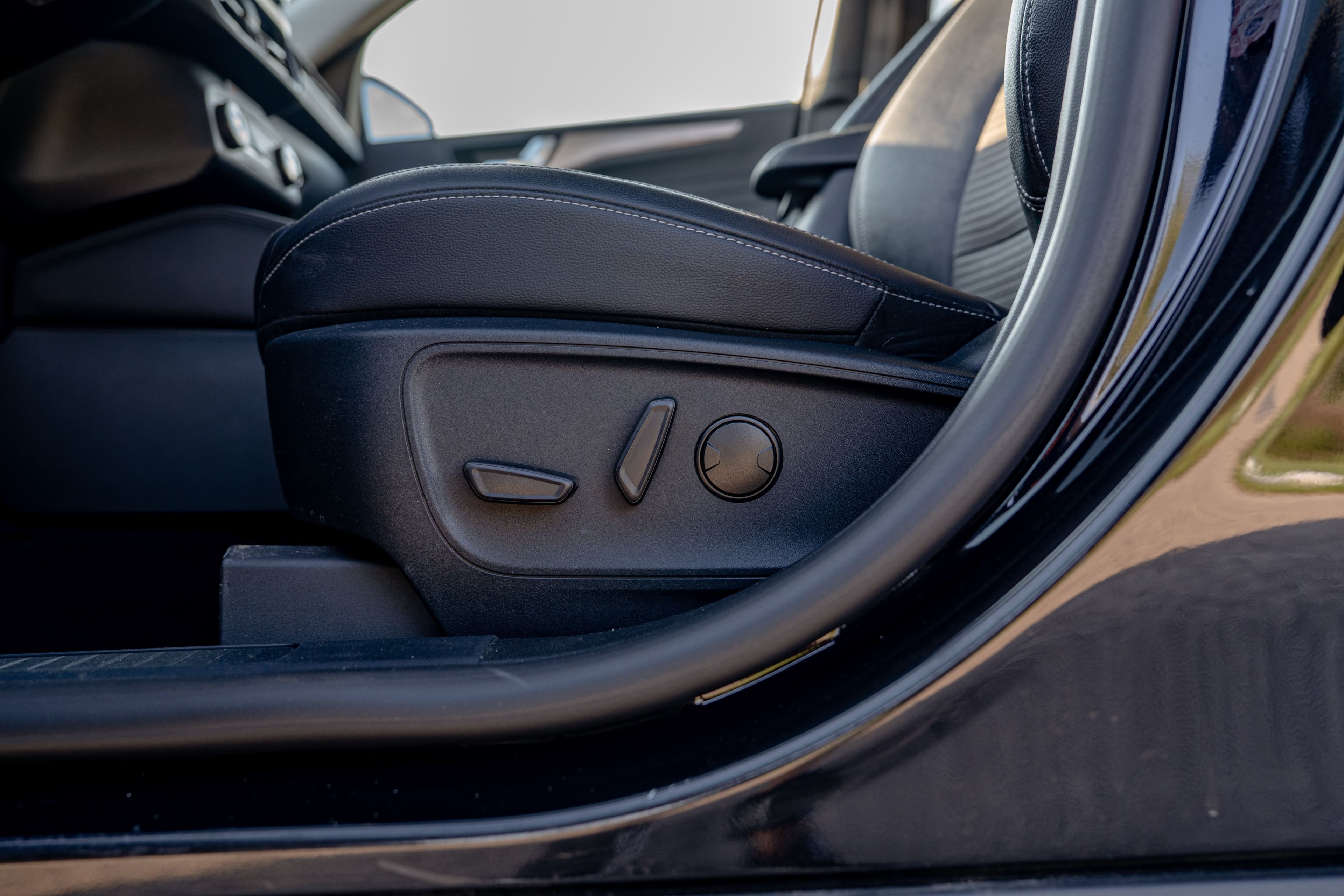 Ford Kuga zdjęcie 26
