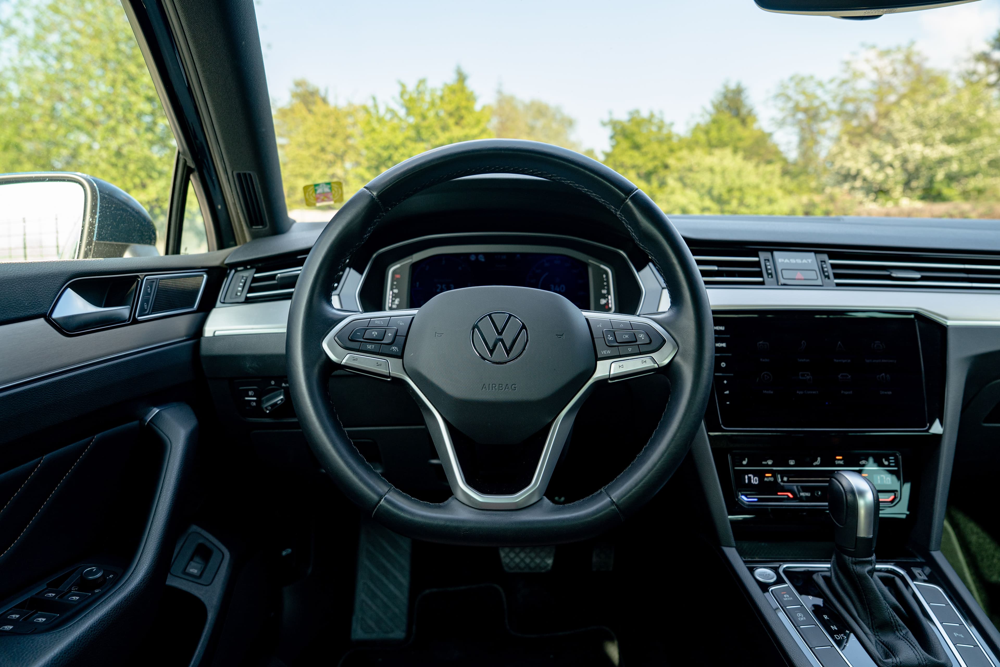 Volkswagen Passat zdjęcie 17