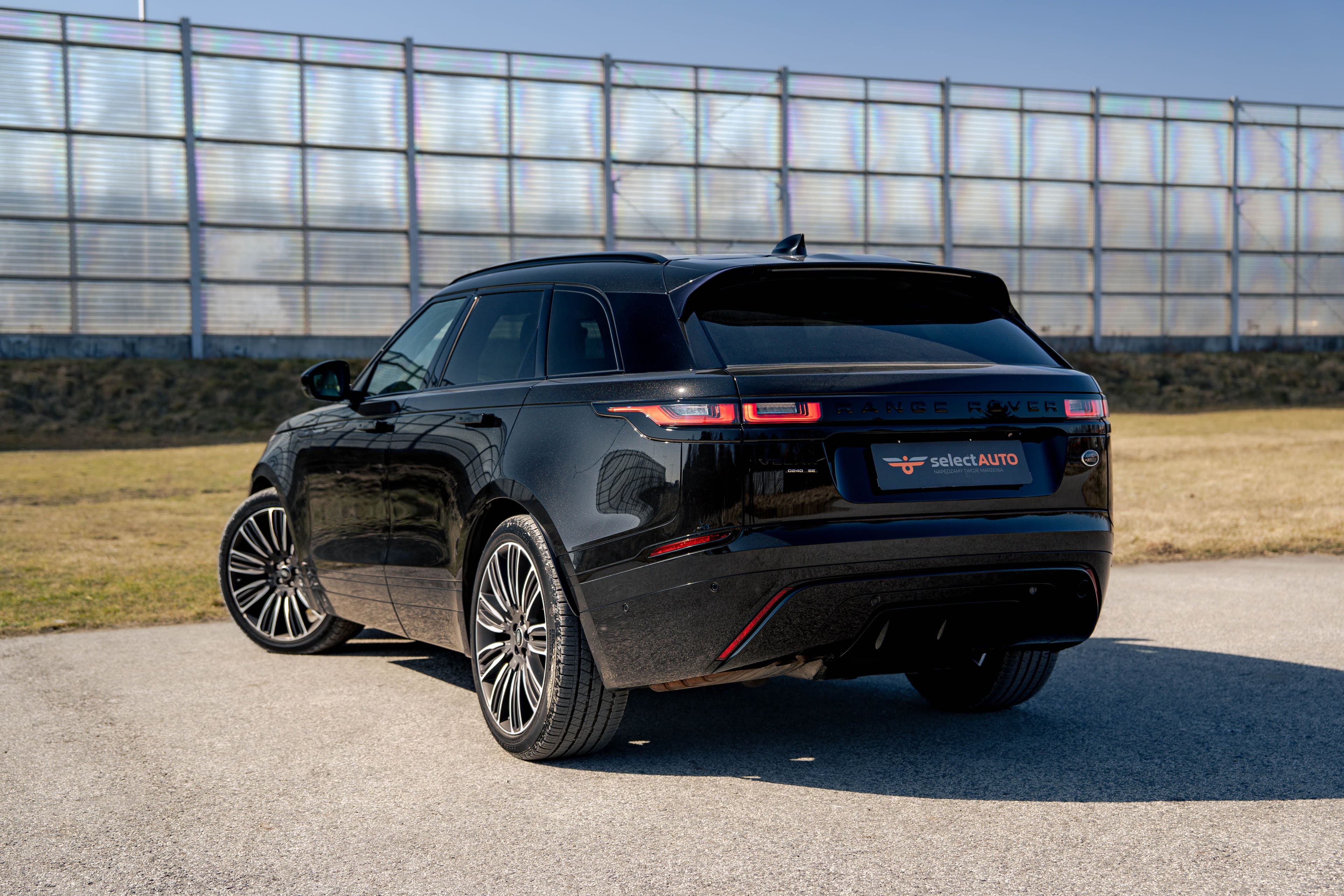 Land Rover Range Rover Velar (2019) — zdjęcie 4