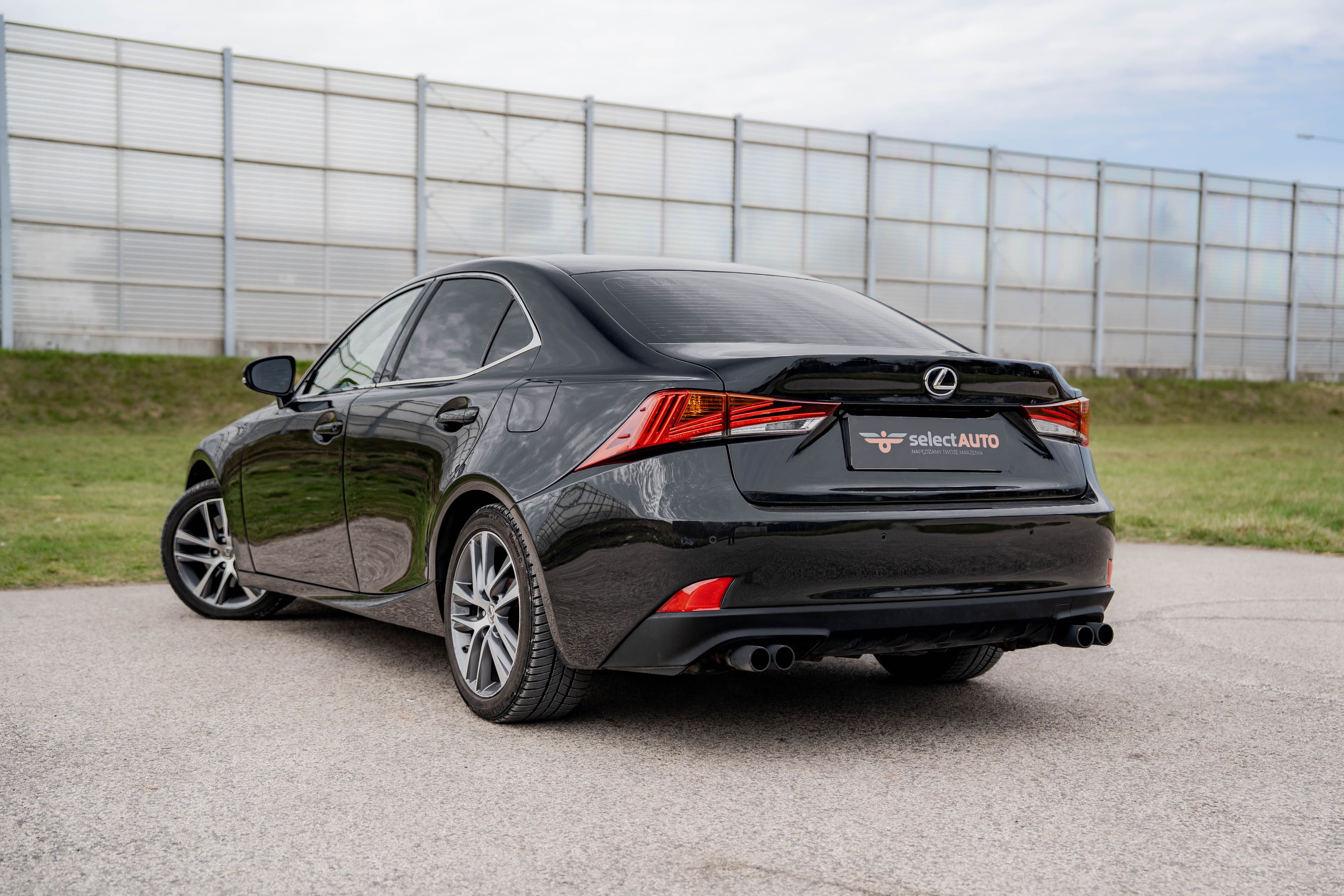 Lexus IS zdjęcie 4