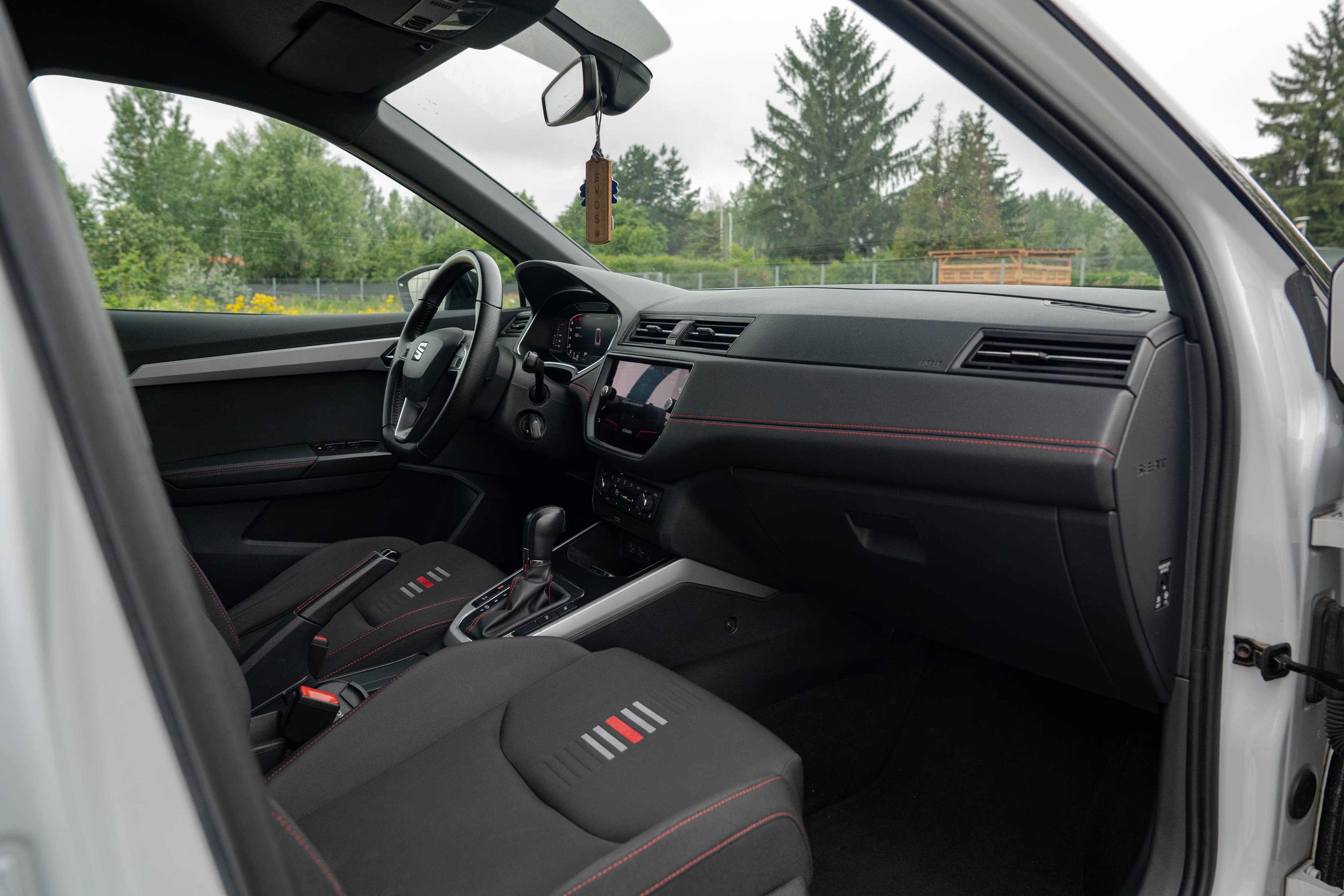 Seat Arona zdjęcie 26