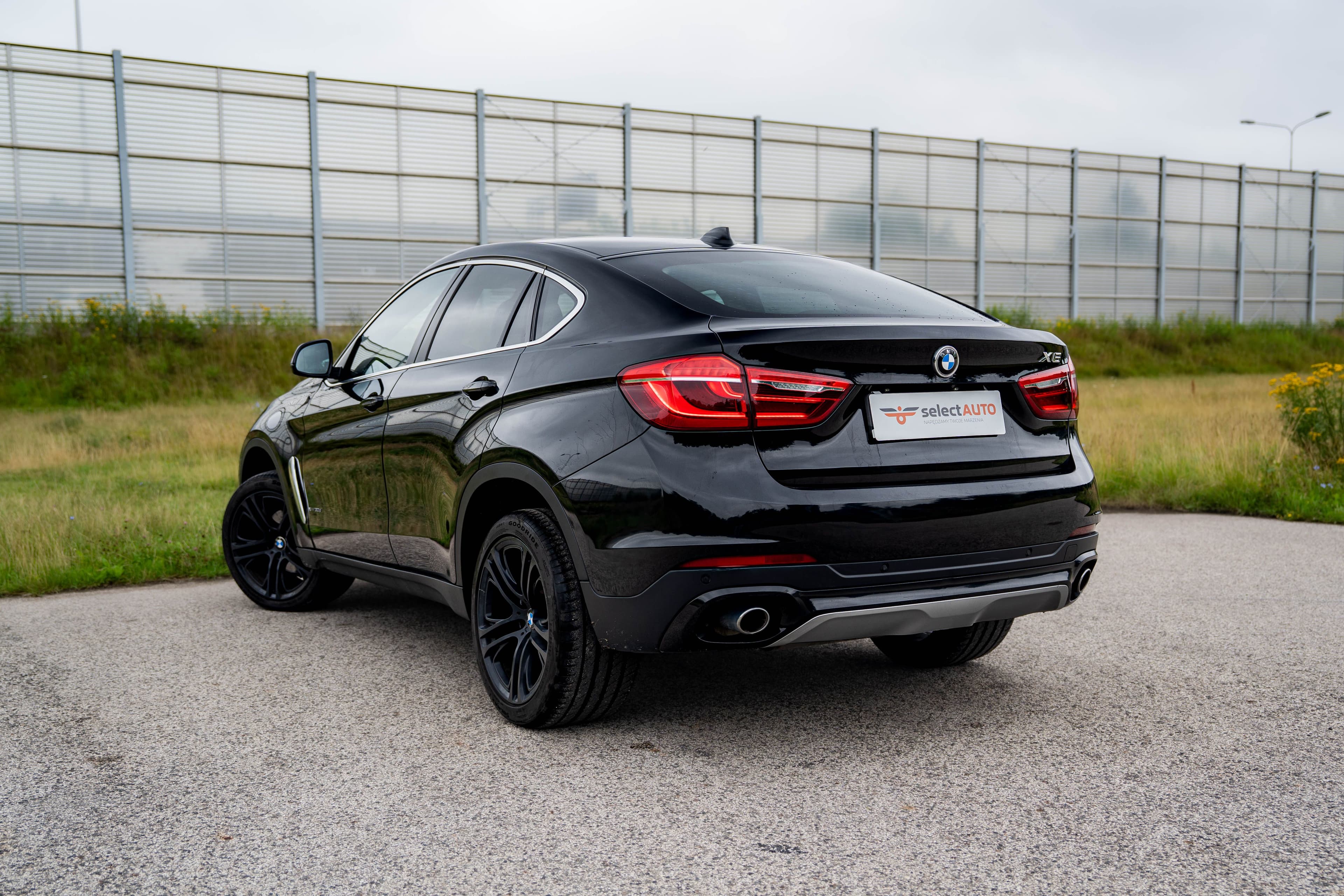 BMW X6 (2016) — zdjęcie 4