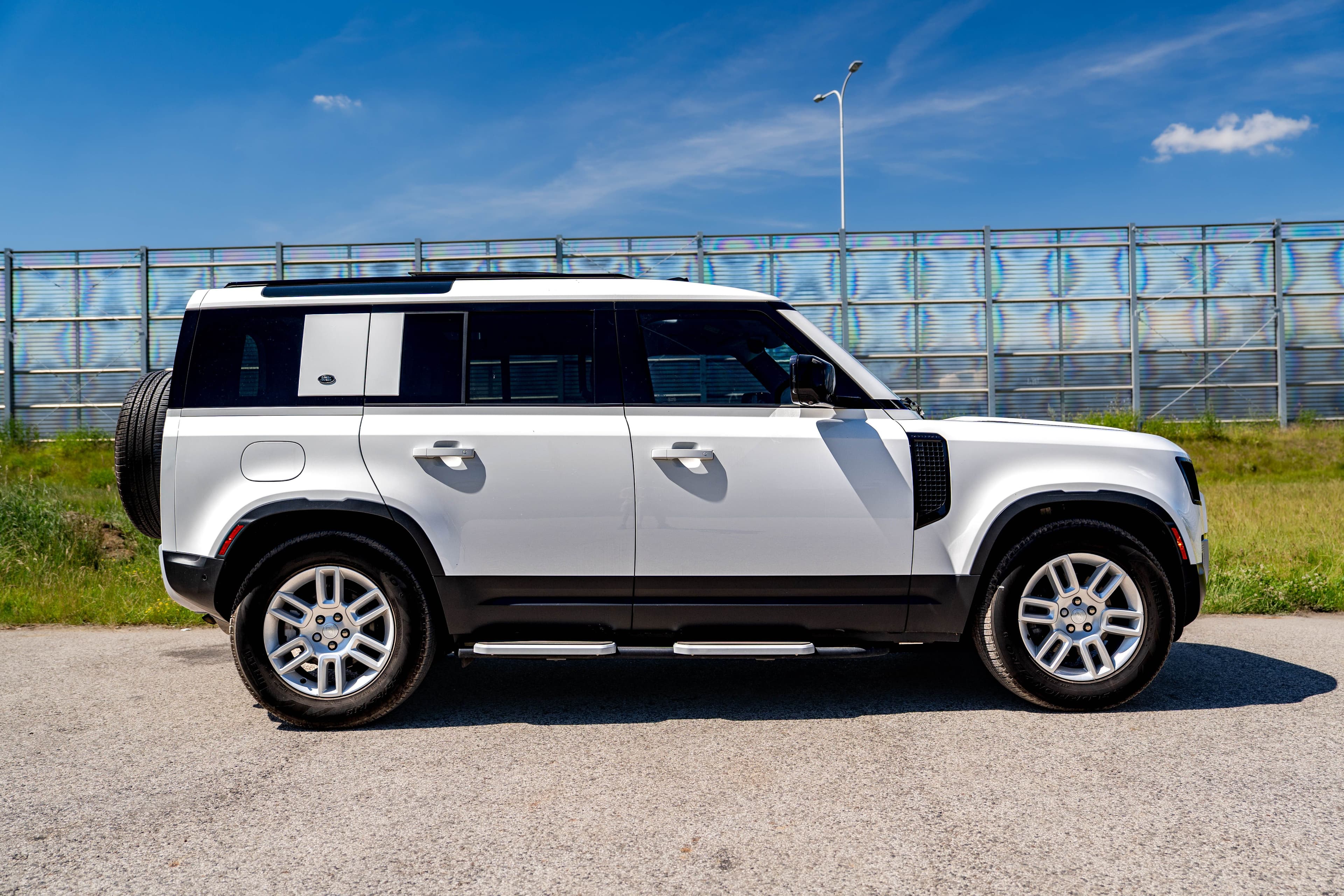 Land Rover Defender zdjęcie 9