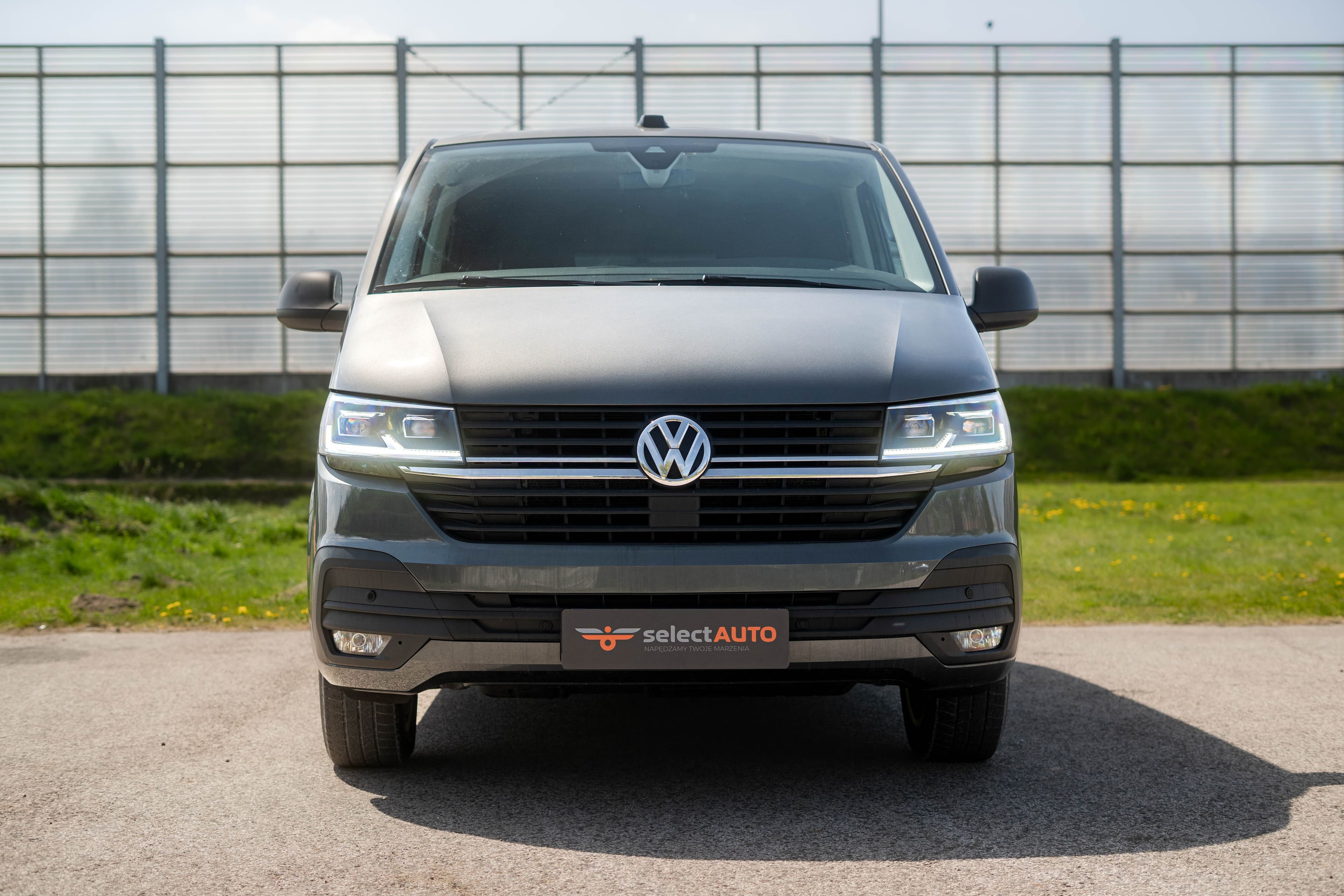 Volkswagen Multivan zdjęcie 2