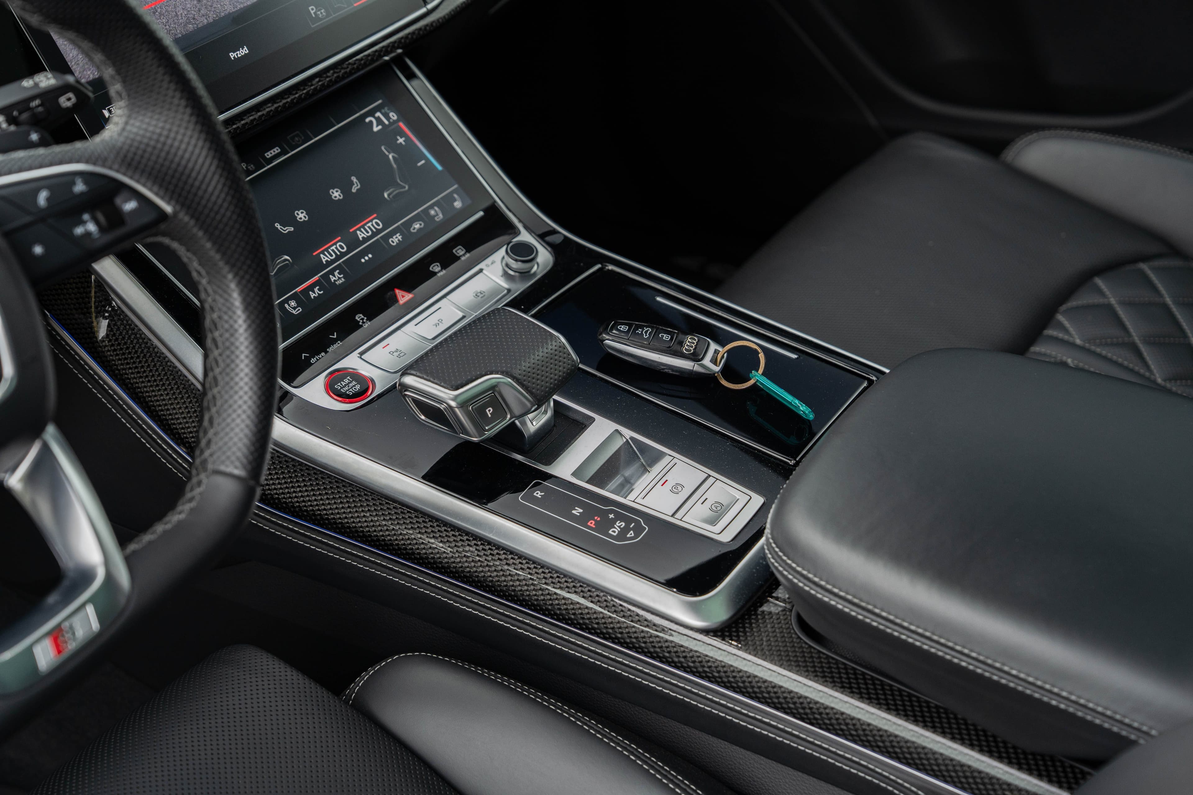 Audi SQ7 zdjęcie 19