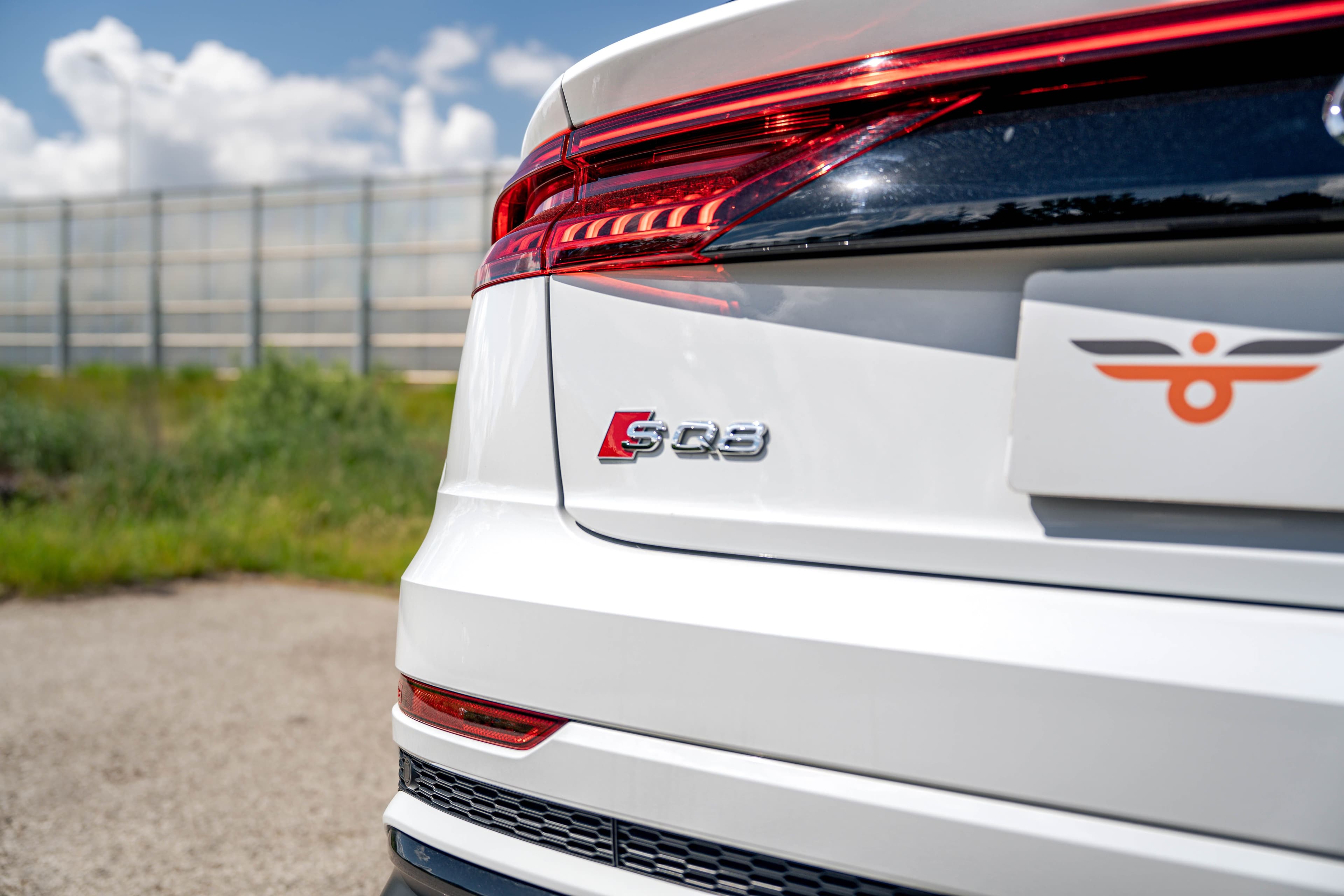 Audi SQ8 zdjęcie 13