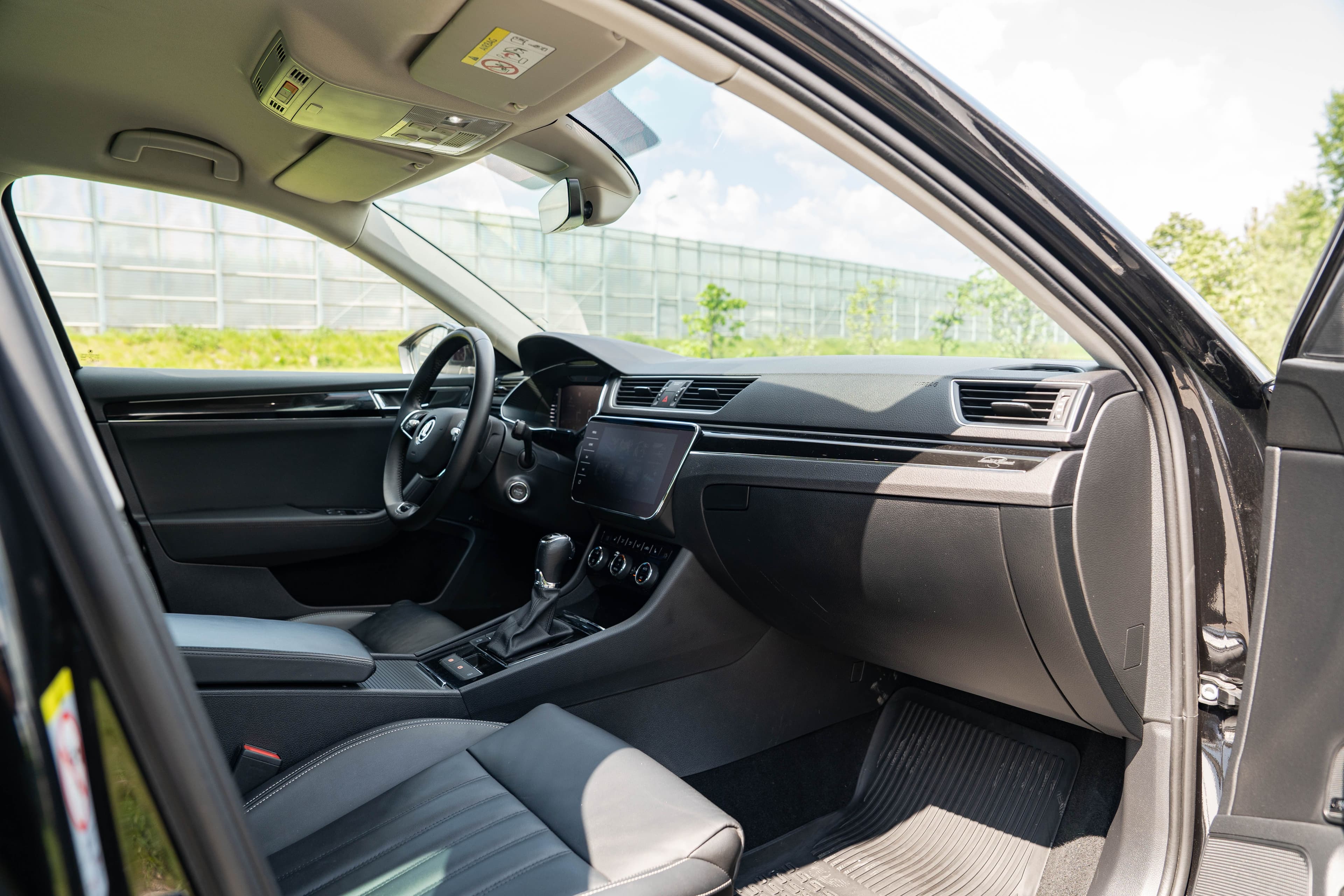 Skoda Superb zdjęcie 23