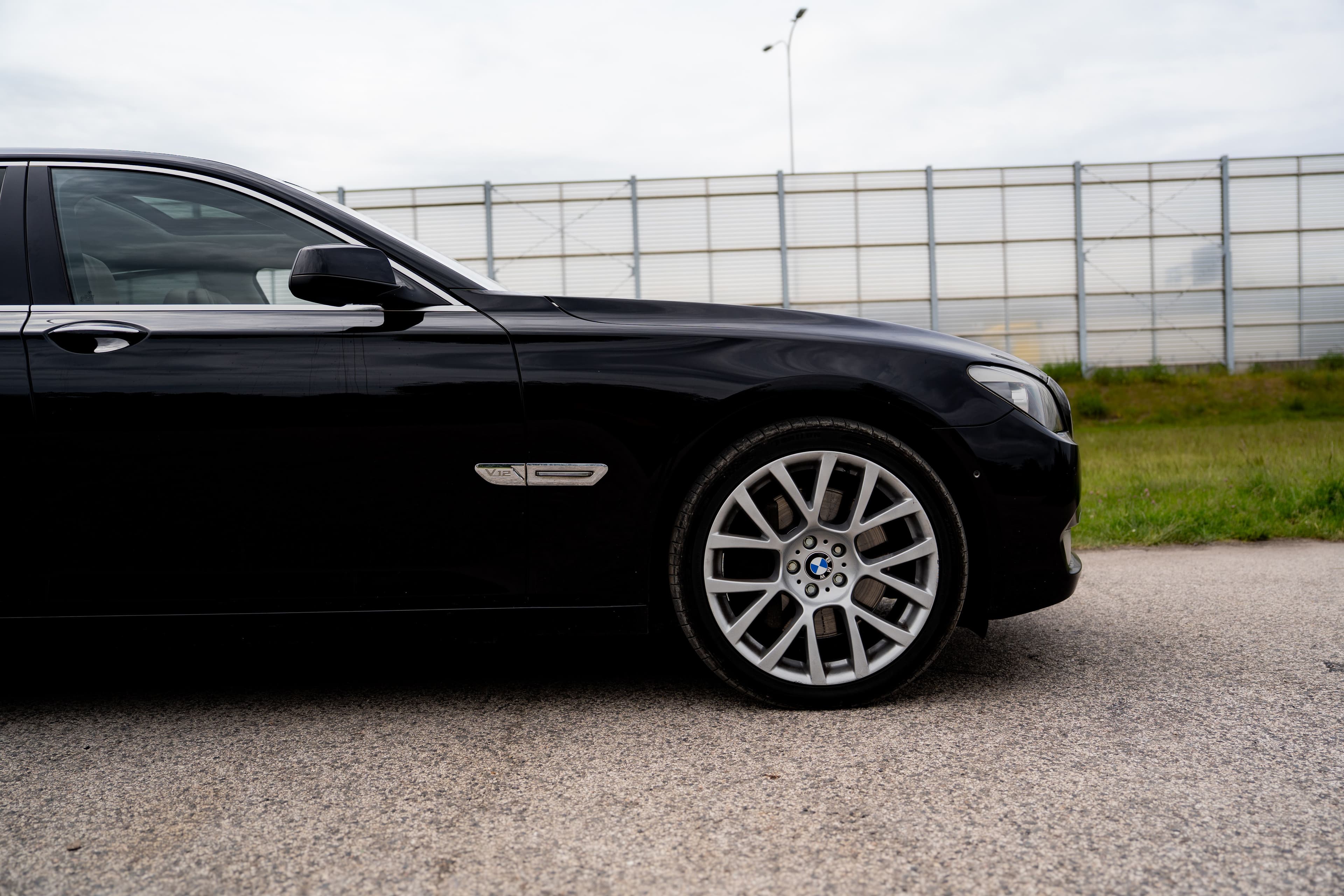 BMW Seria 7 zdjęcie 8
