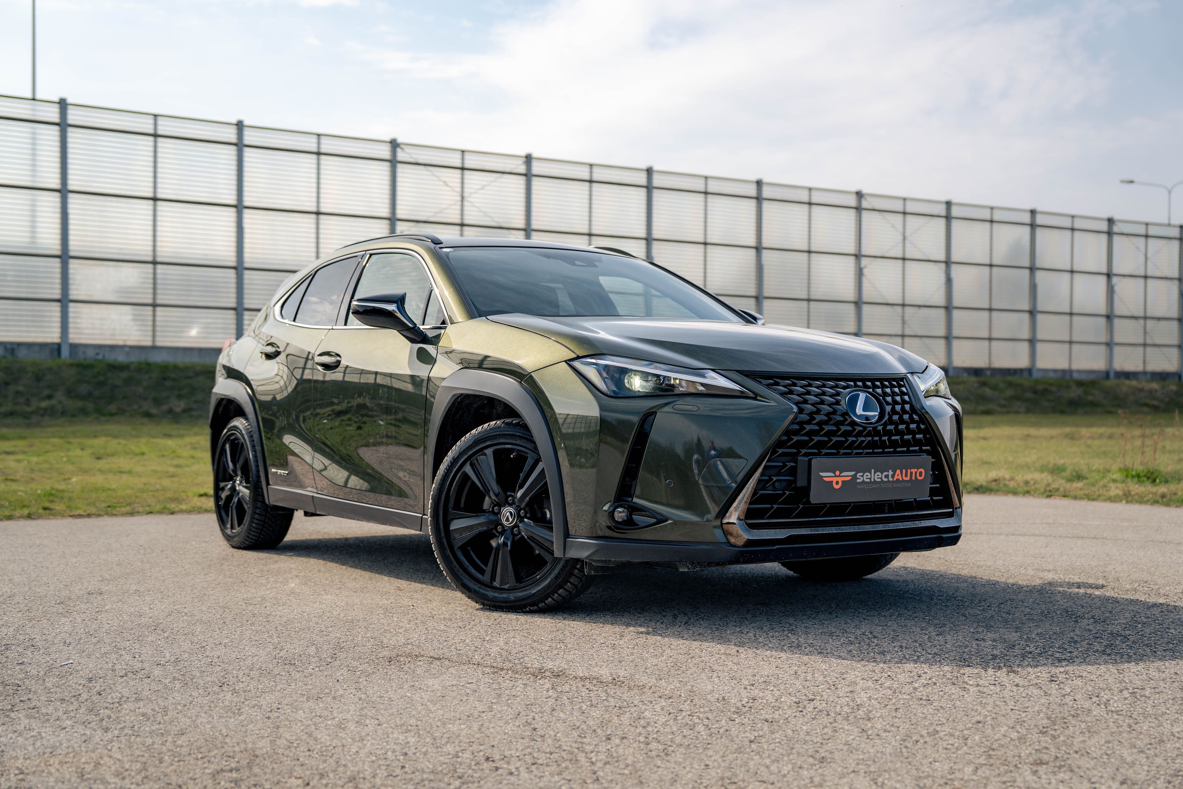 Lexus UX zdjęcie 3