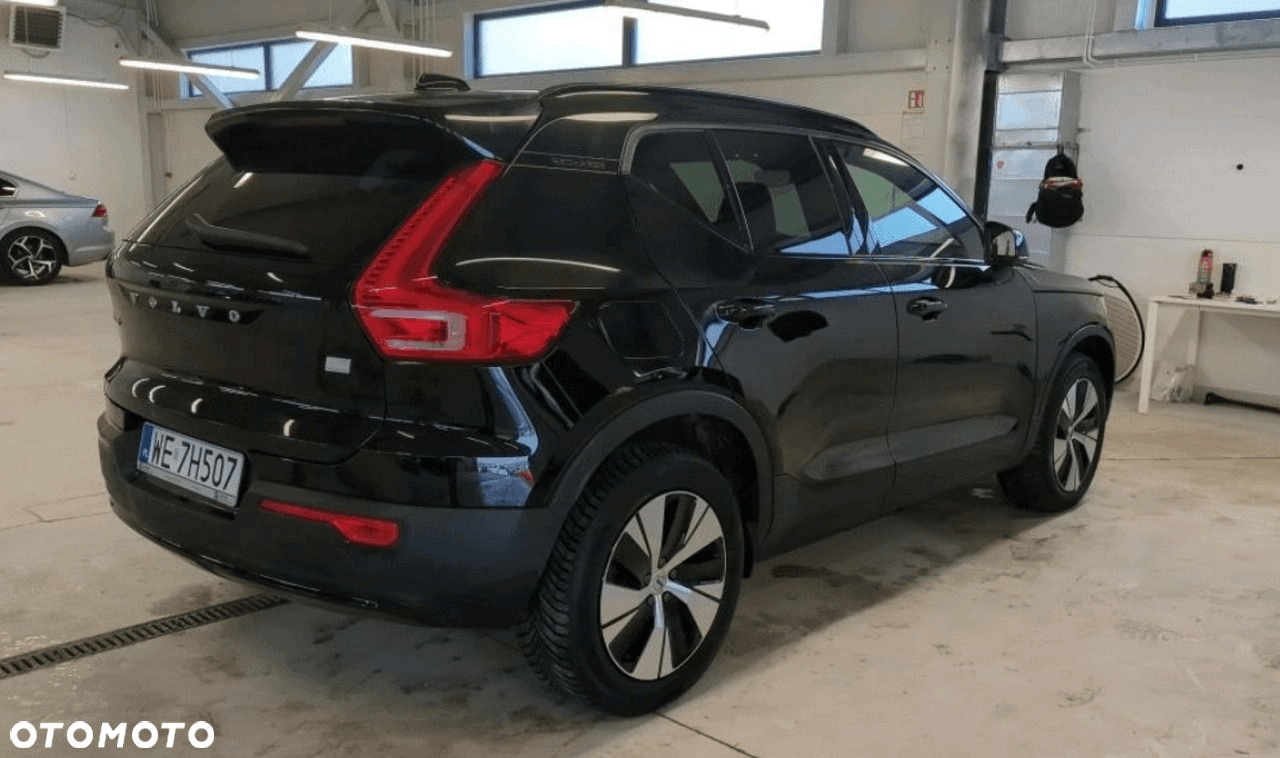 Volvo XC 40 (2022) — zdjęcie 3