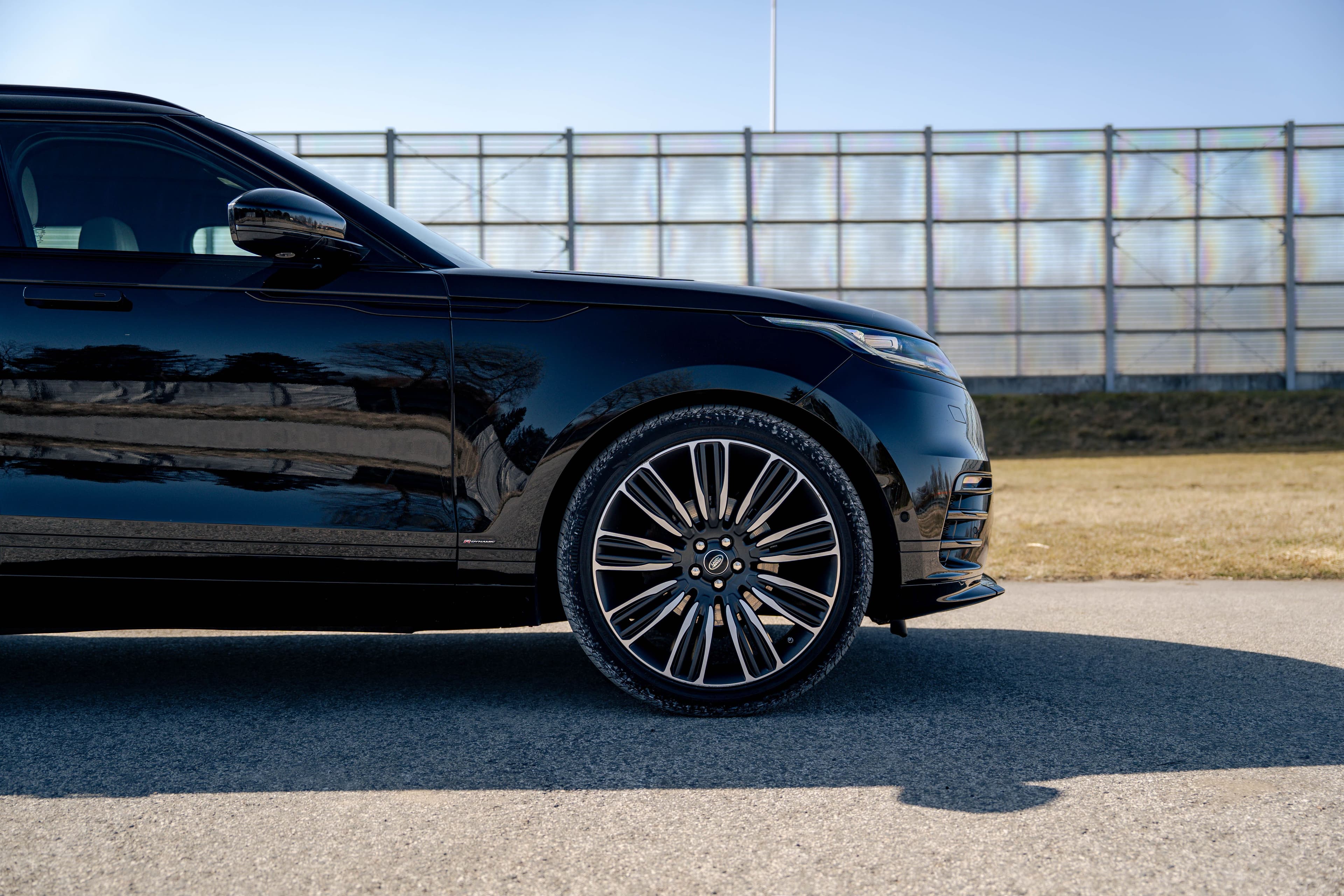 Land Rover Range Rover Velar zdjęcie 8