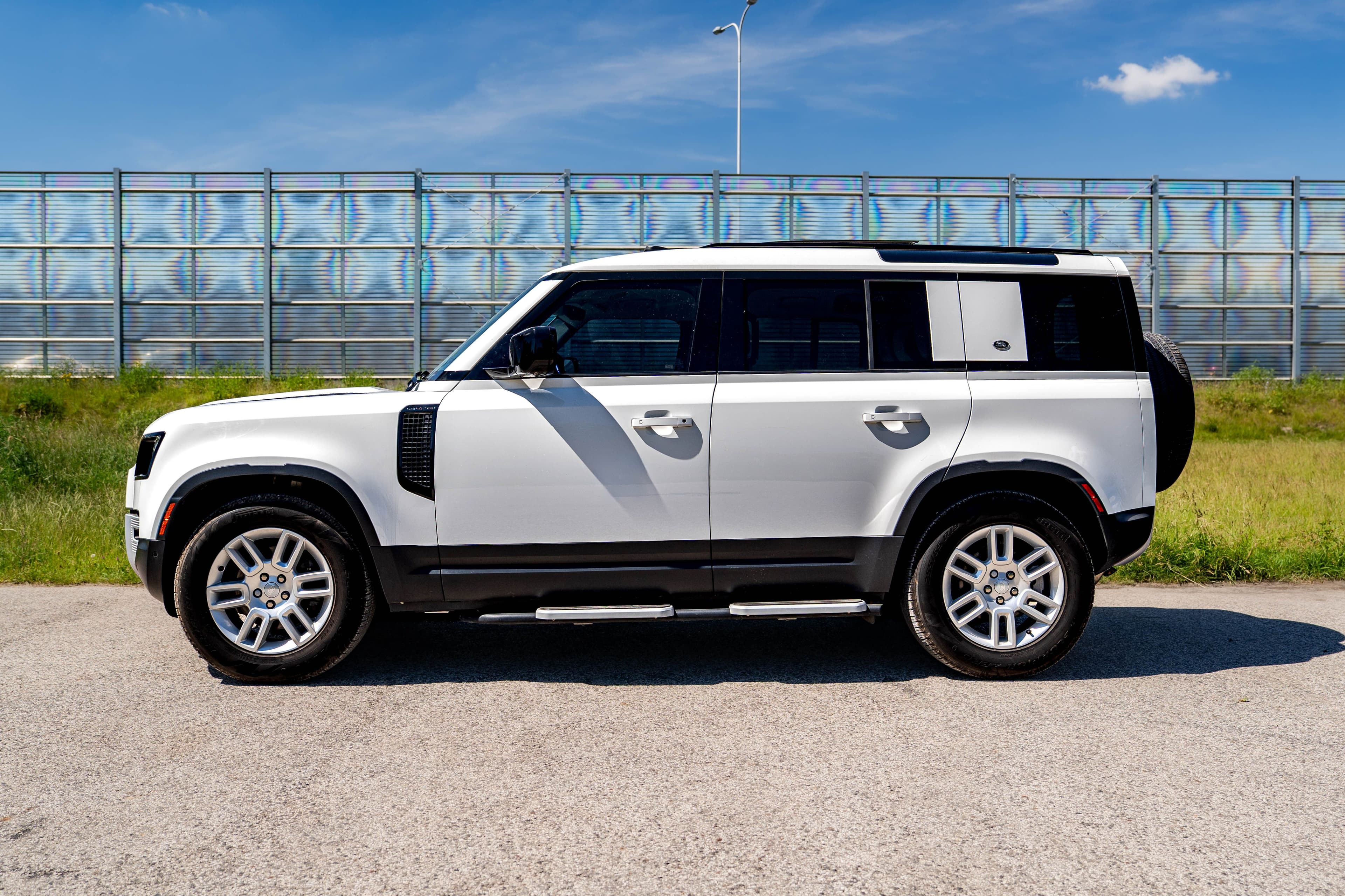 Land Rover Defender zdjęcie 10
