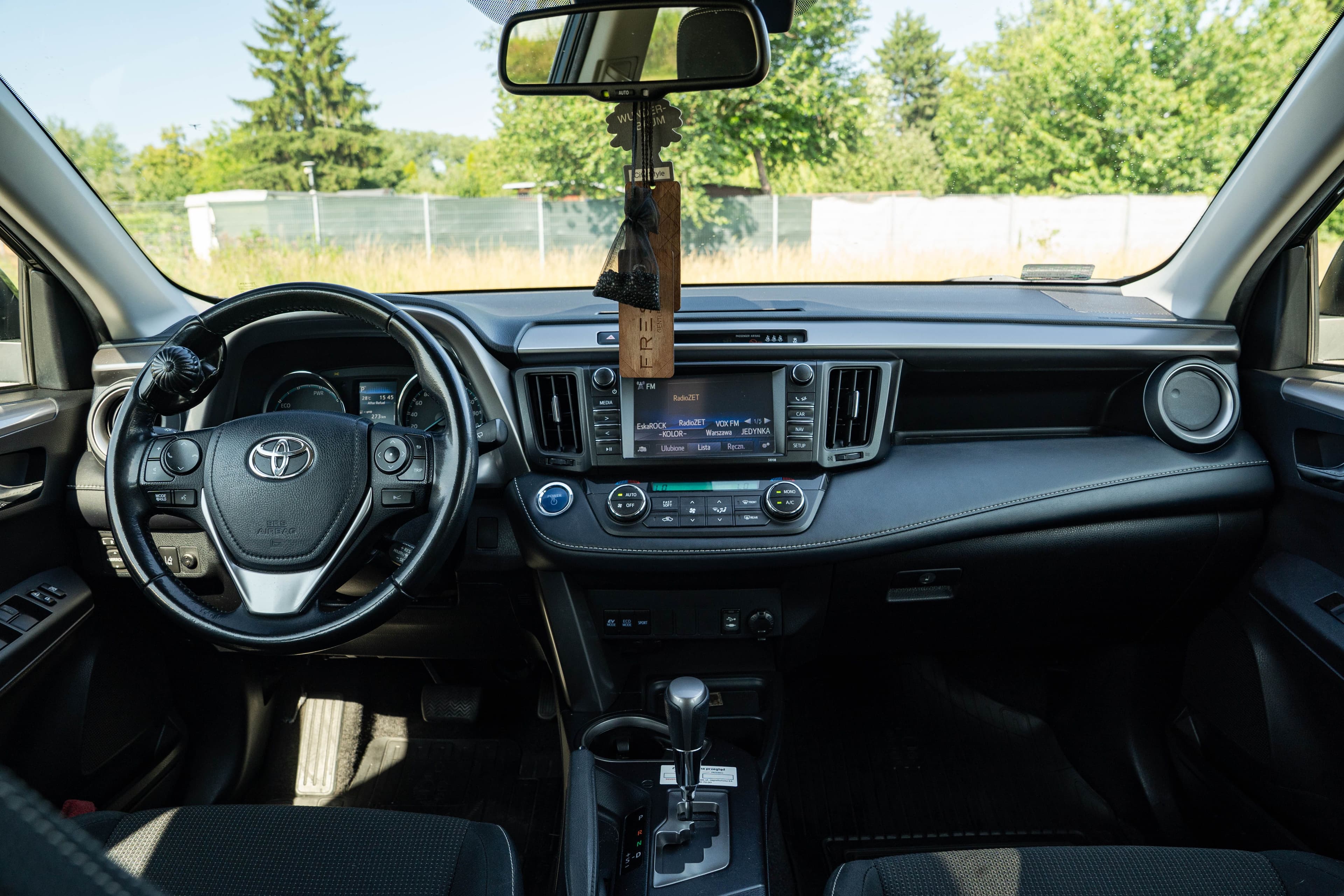 Toyota RAV4 zdjęcie 17