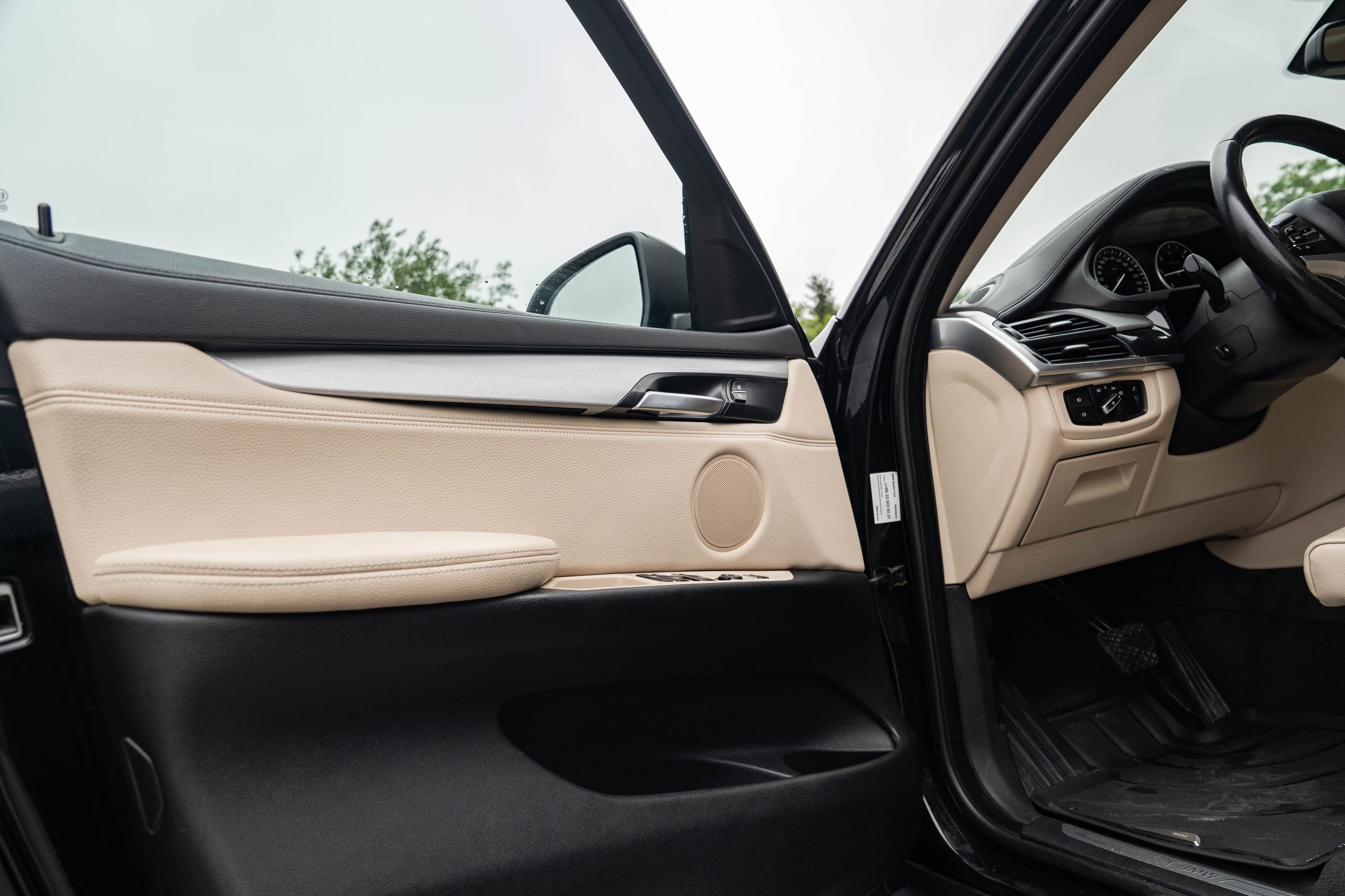 BMW X6 zdjęcie 27