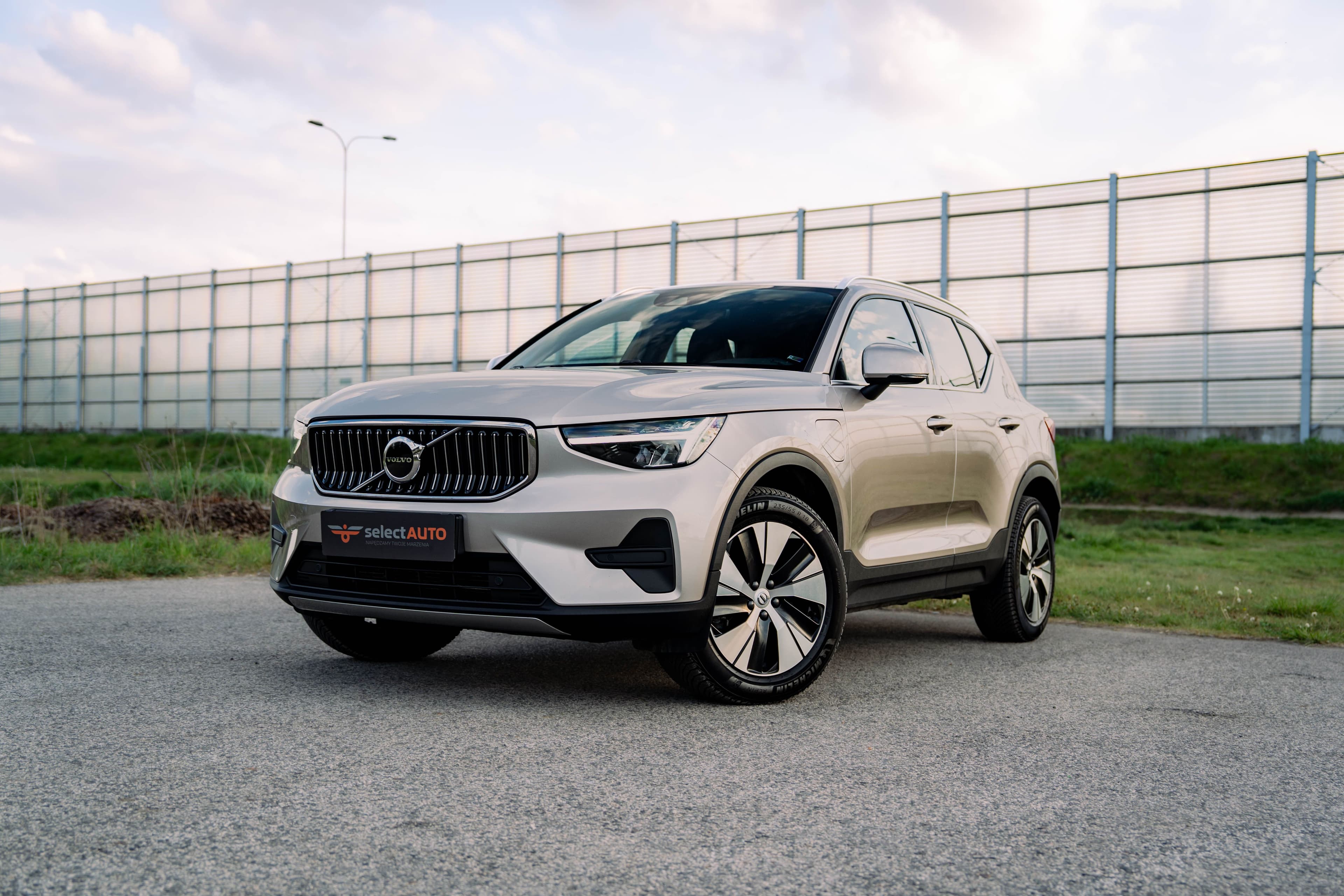 Volvo XC 40 zdjęcie 1