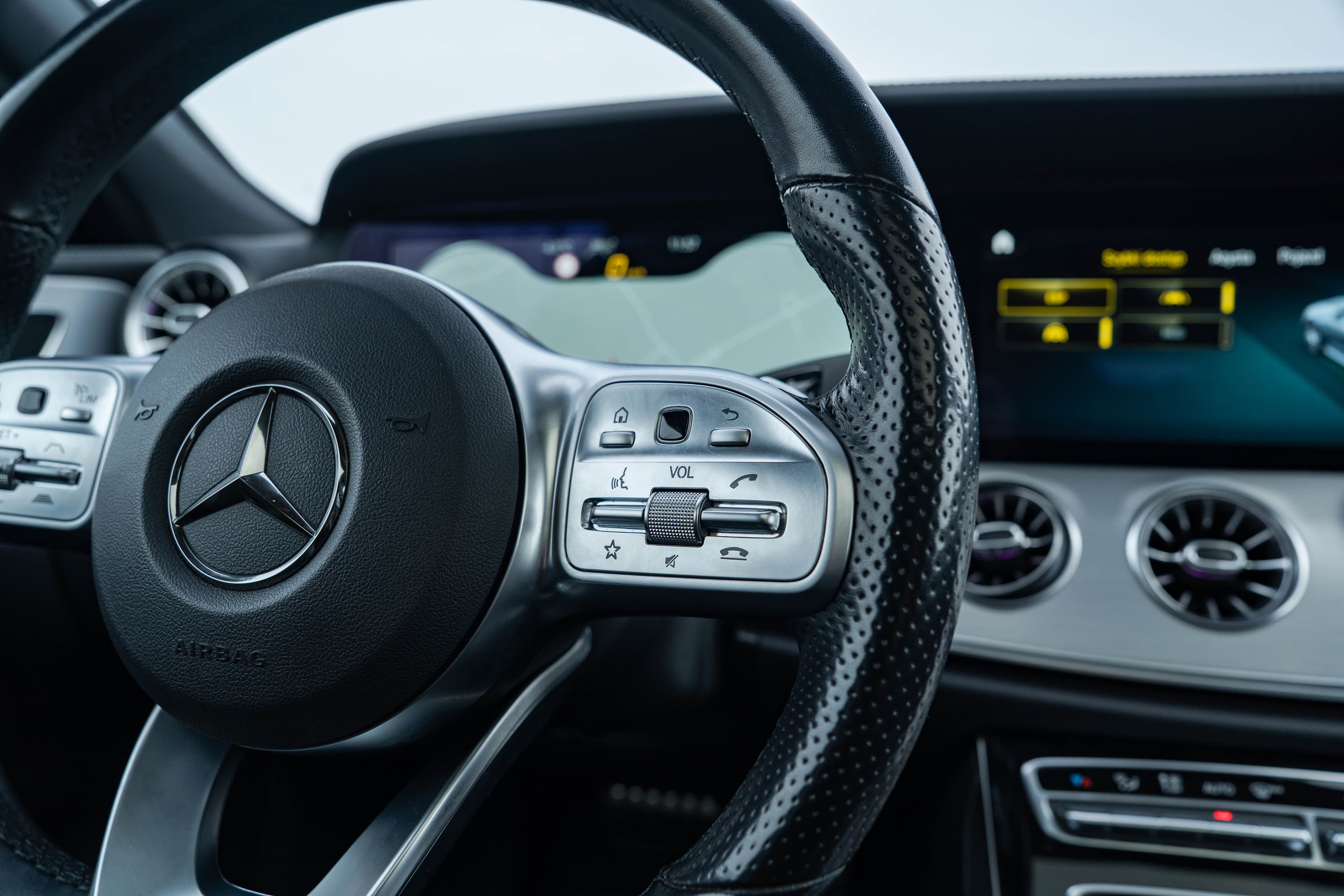 Mercedes-Benz CLS zdjęcie 20