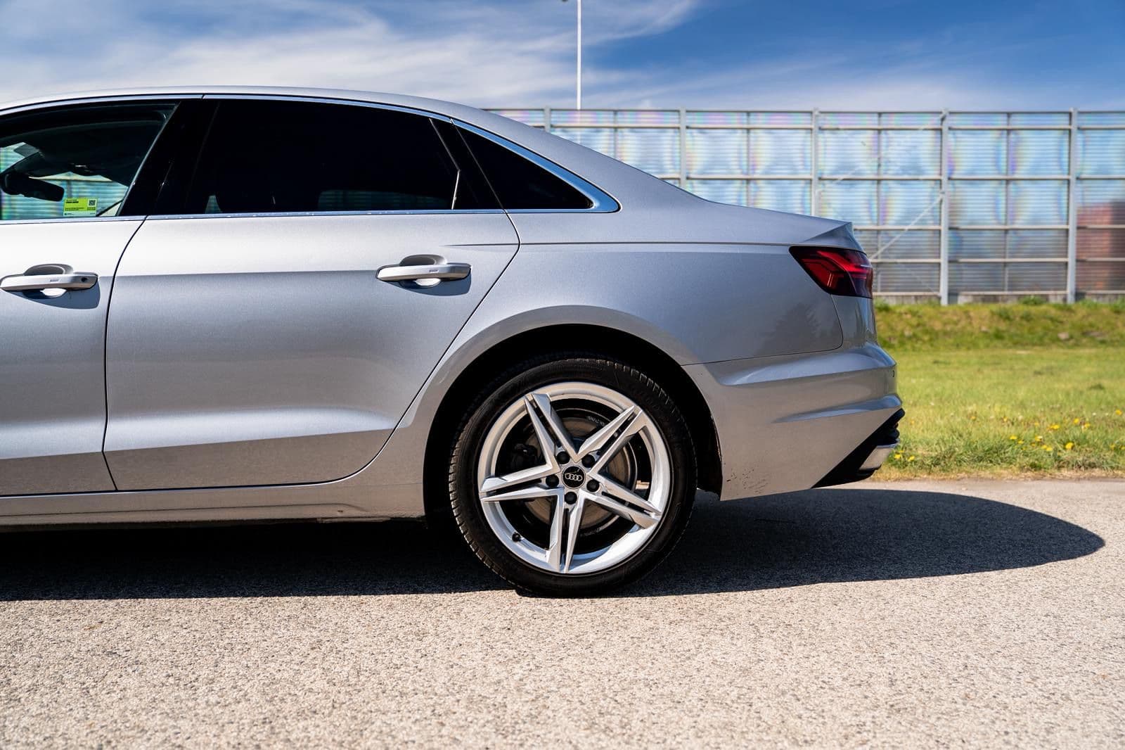 Audi A4 zdjęcie 12