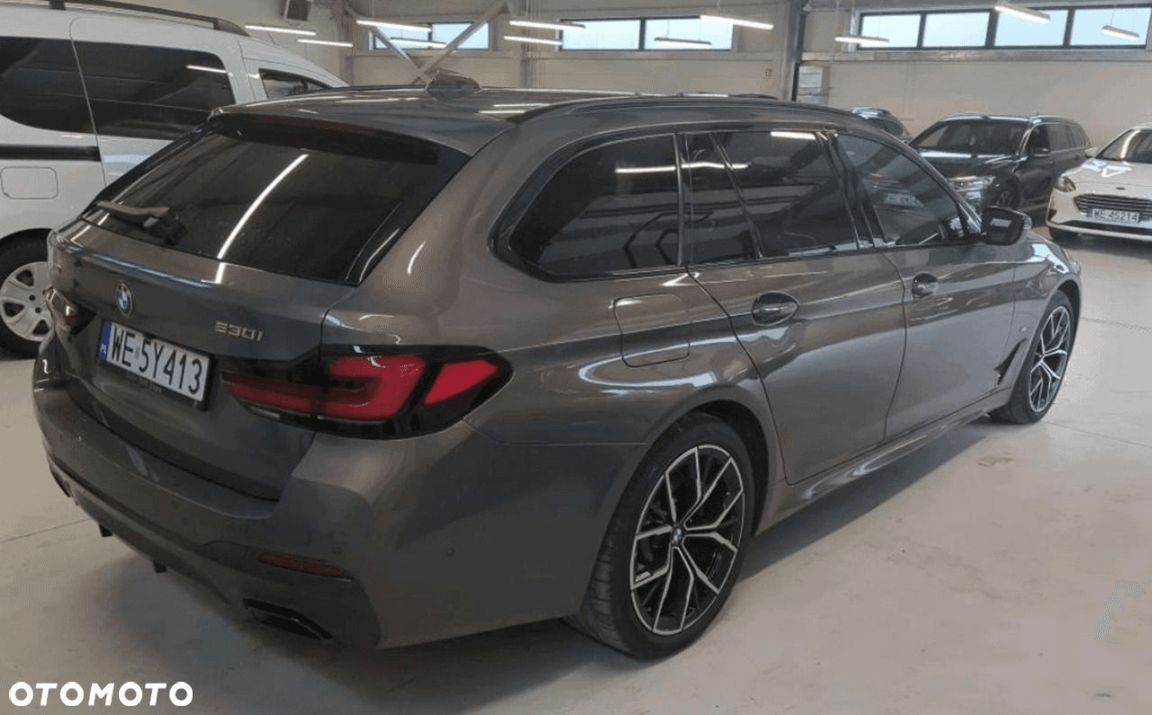 BMW Seria 5 (2021) — zdjęcie 4