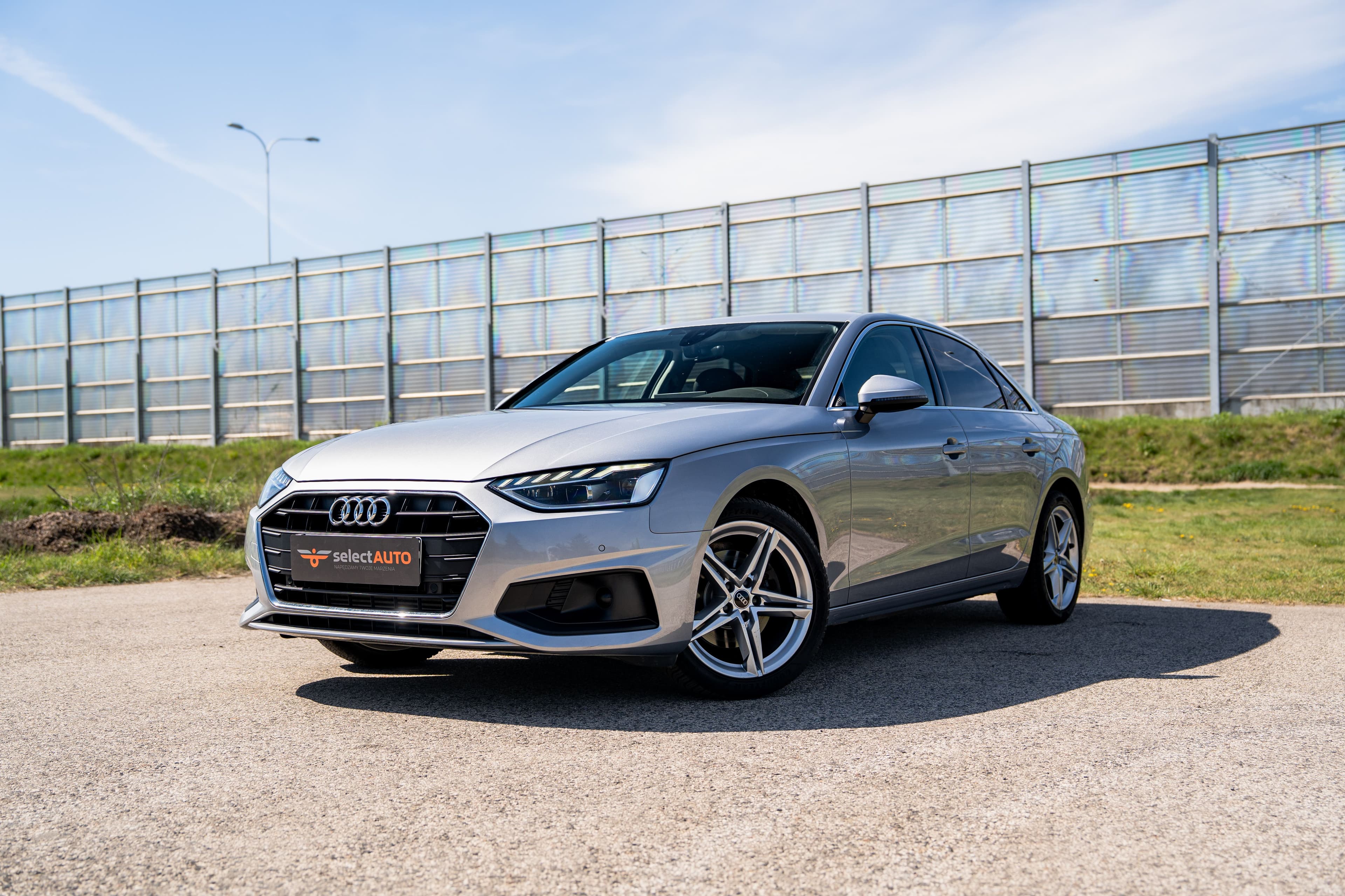 Audi A4 zdjęcie 1
