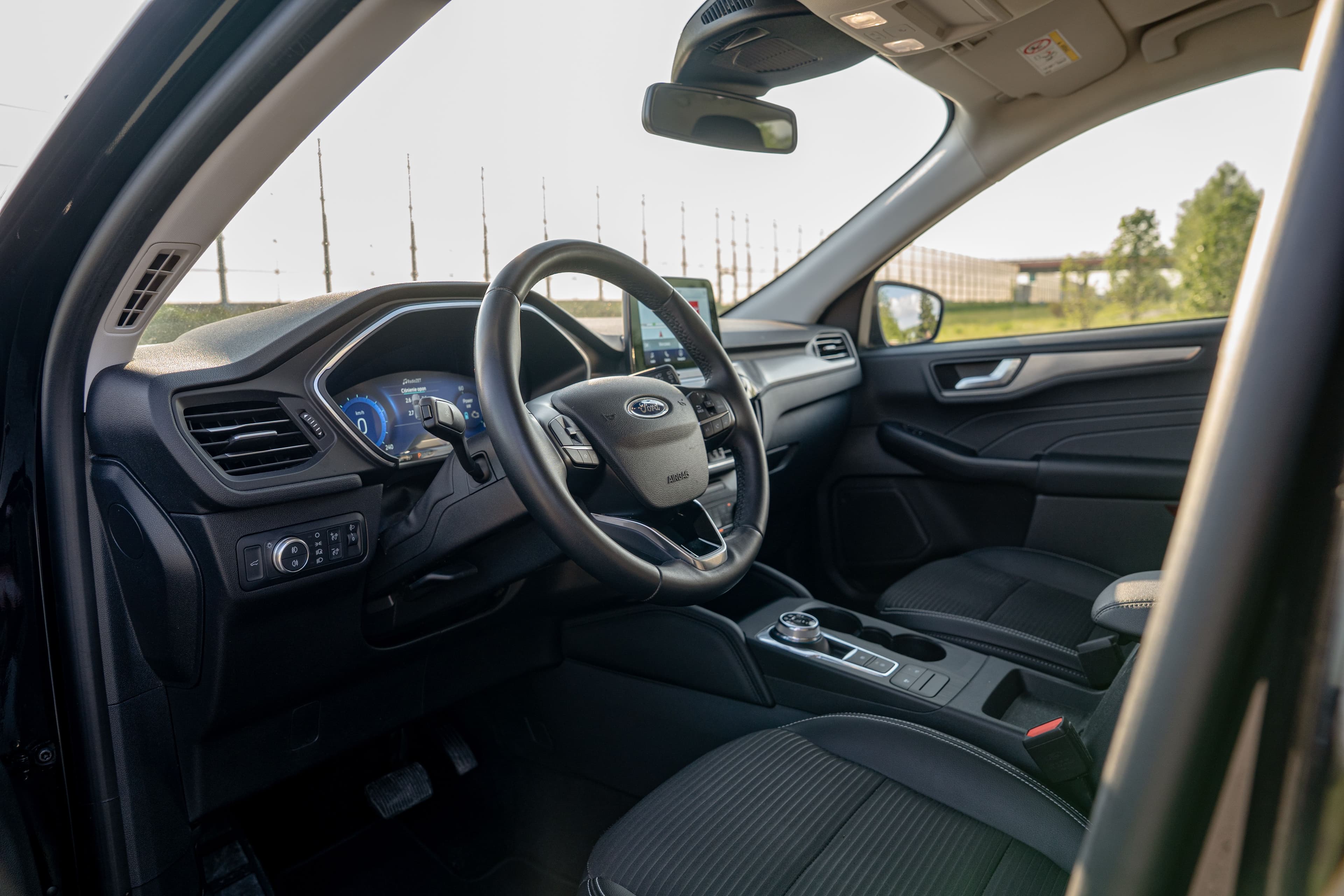 Ford Kuga zdjęcie 16