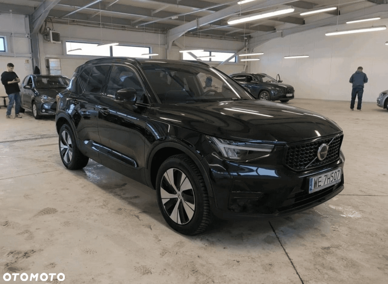 Volvo XC 40 (2022) — zdjęcie 2
