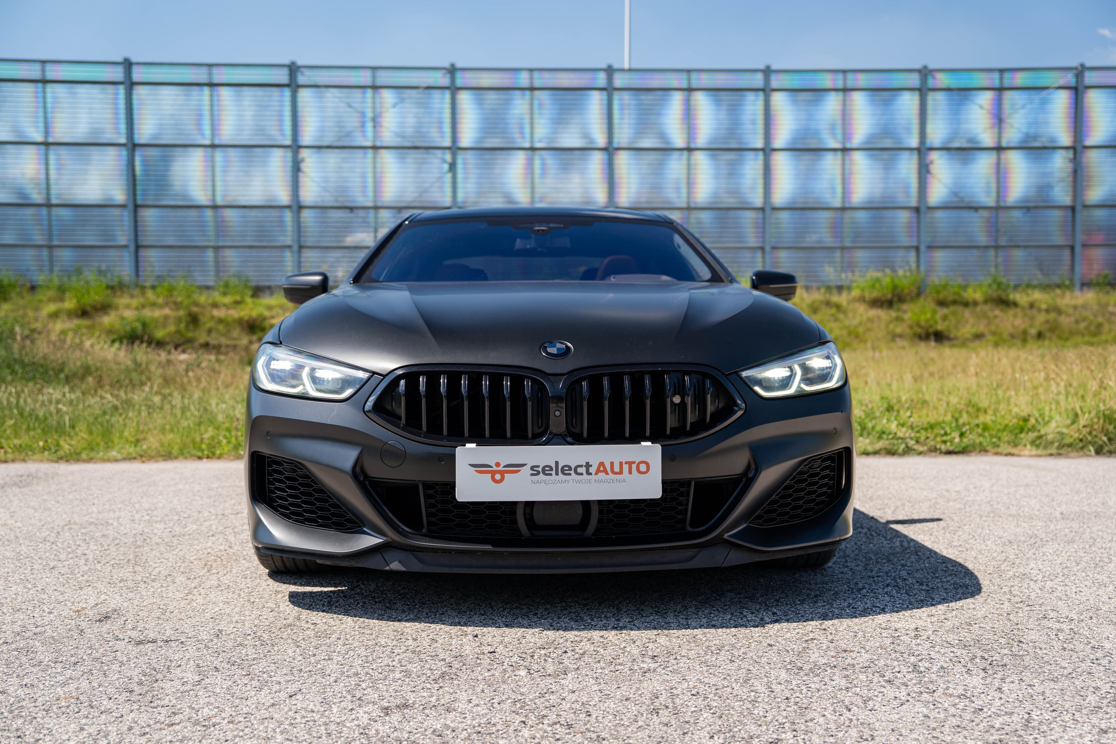 BMW Seria 8 zdjęcie 2