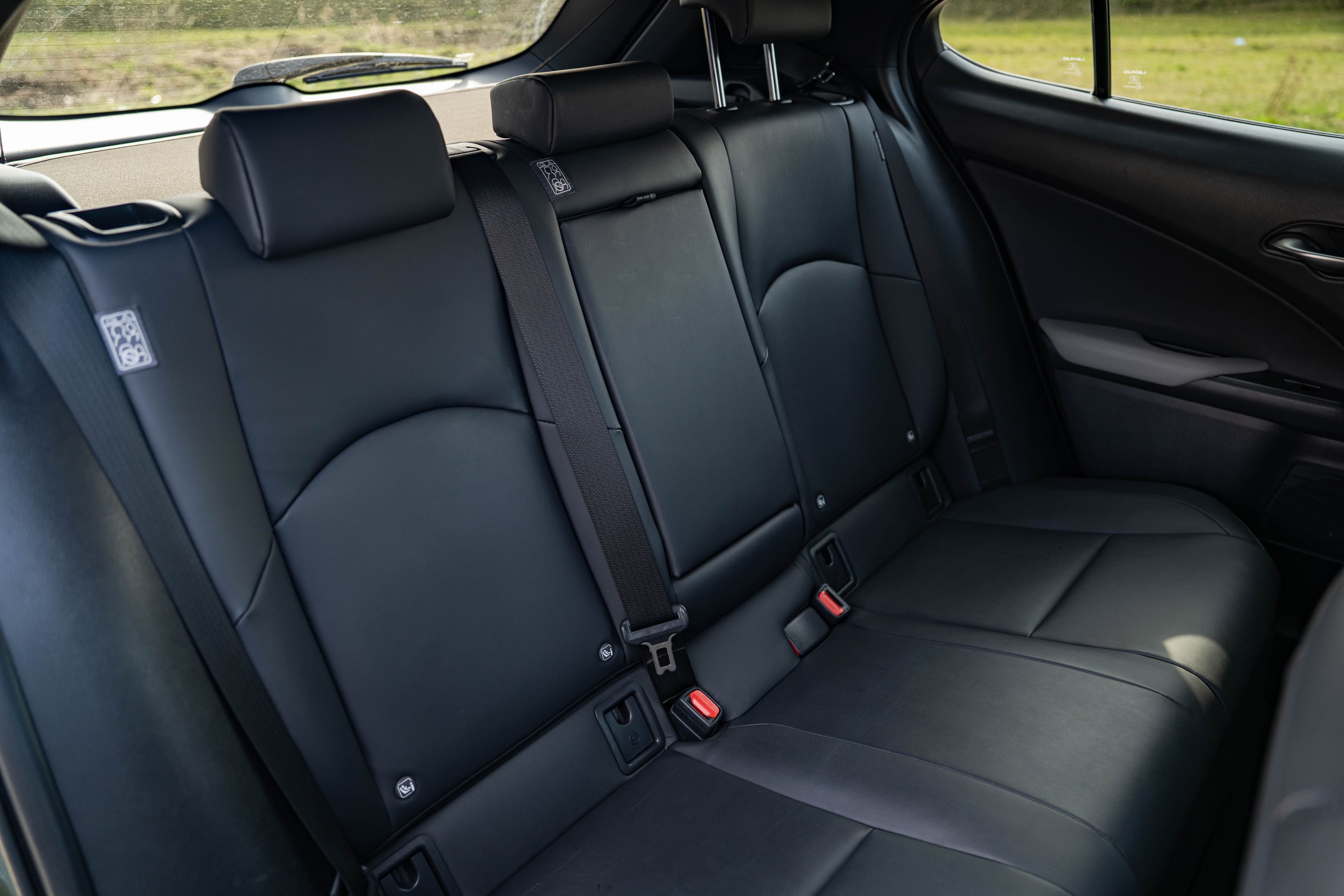 Lexus UX zdjęcie 28