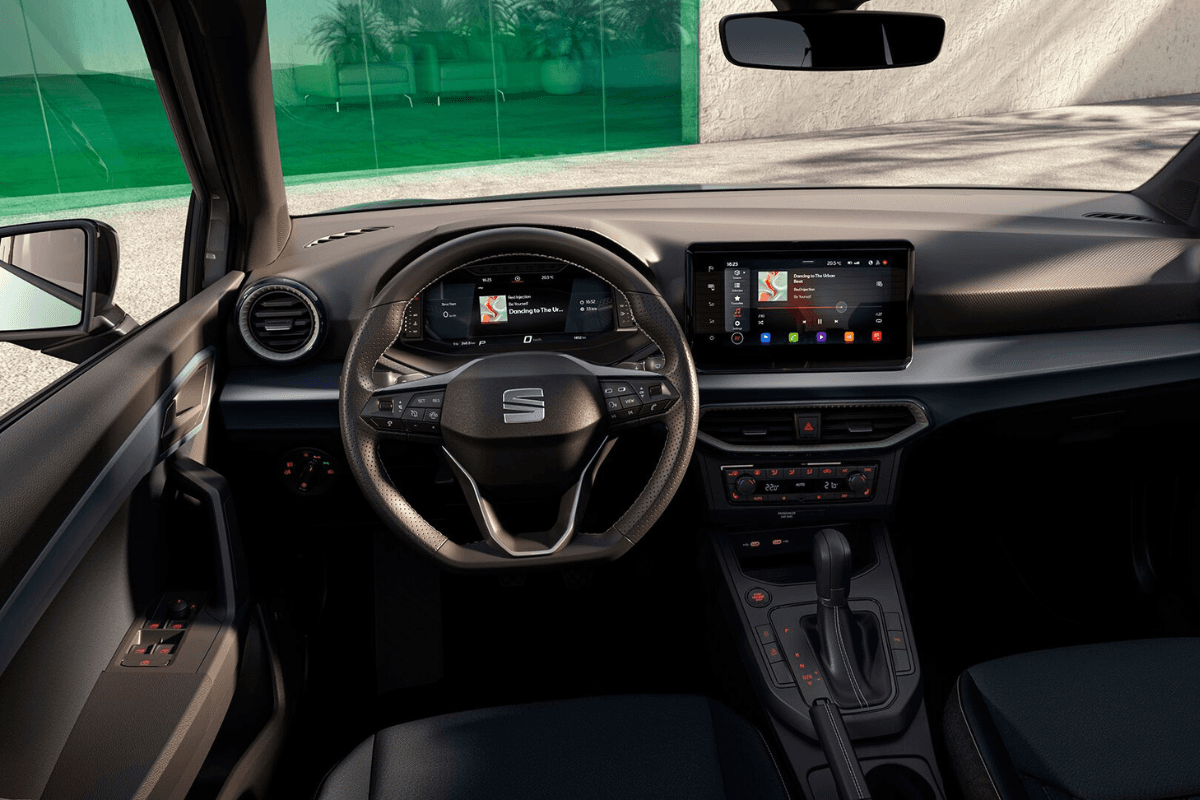 Seat Arona — zdjęcie 4