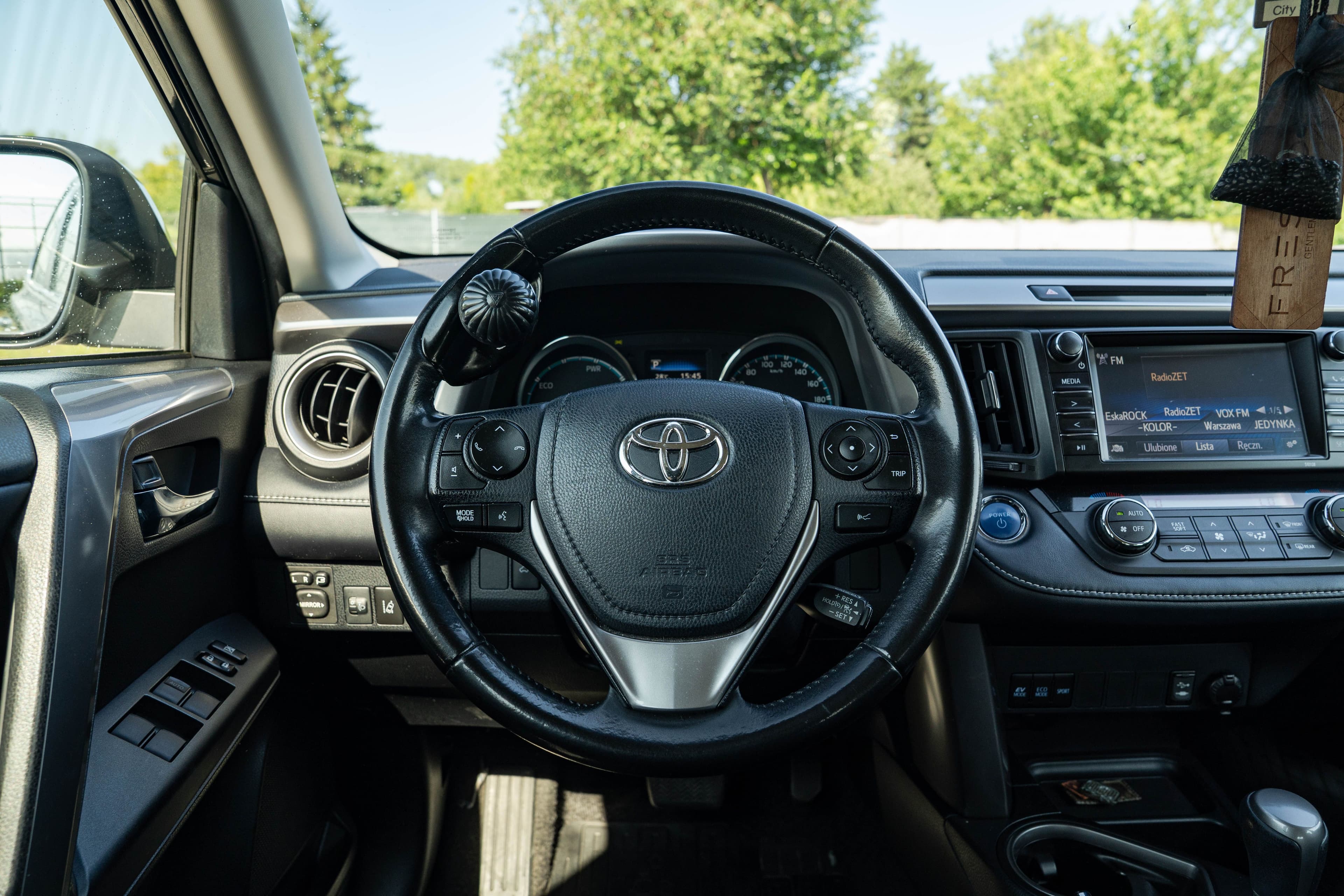 Toyota RAV4 zdjęcie 18