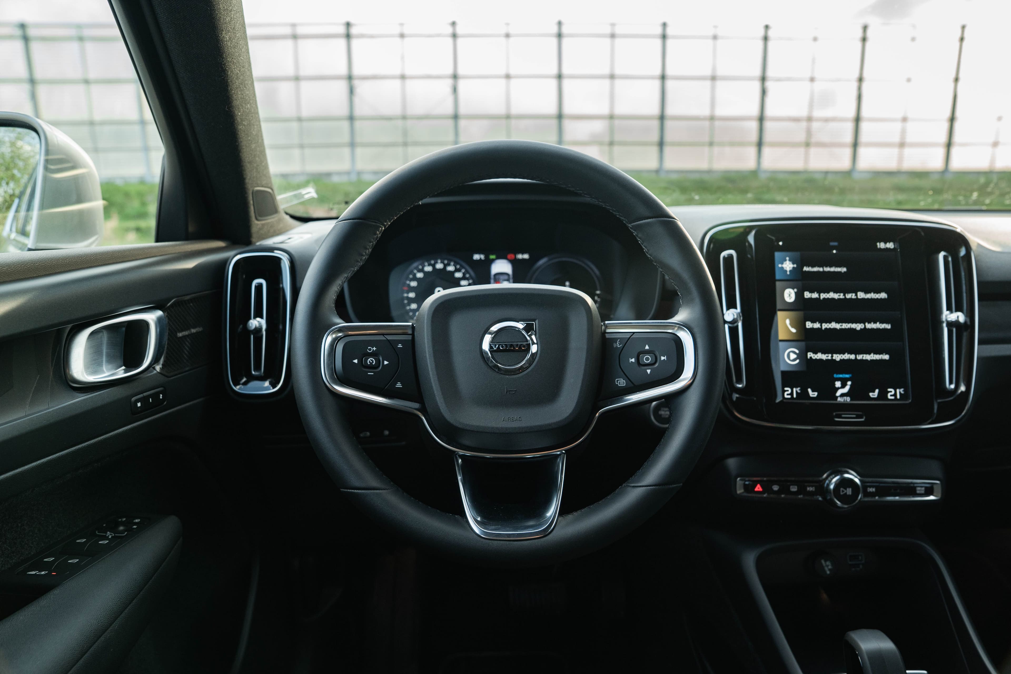 Volvo XC 40 zdjęcie 18