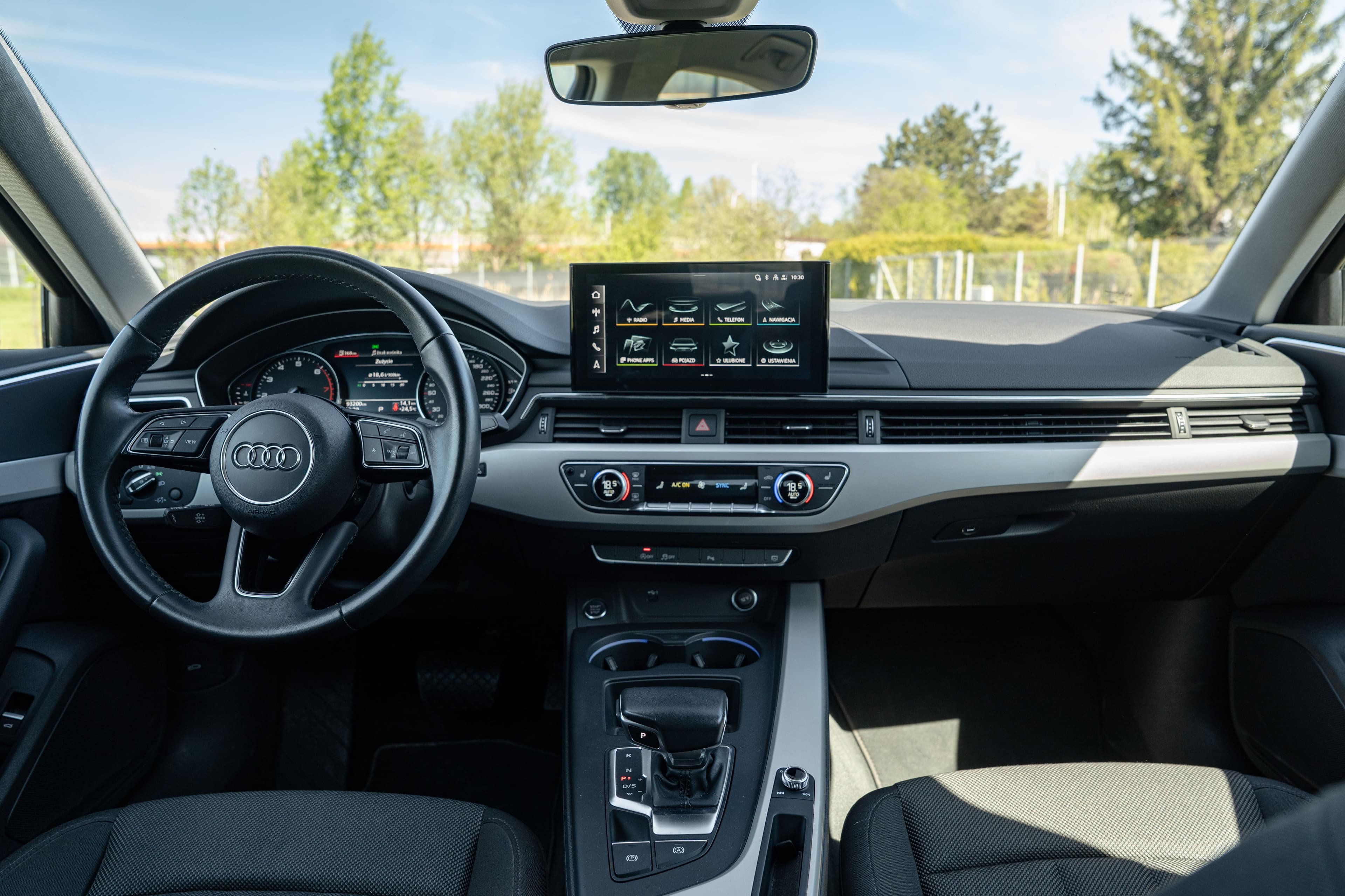 Audi A4 zdjęcie 15