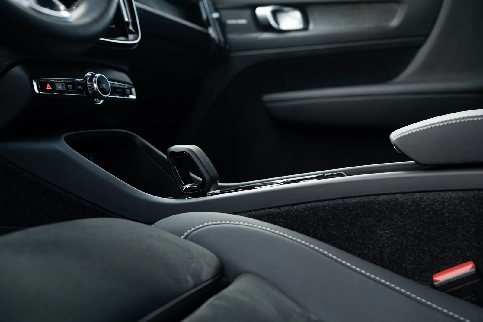 Volvo XC 40 zdjęcie 25
