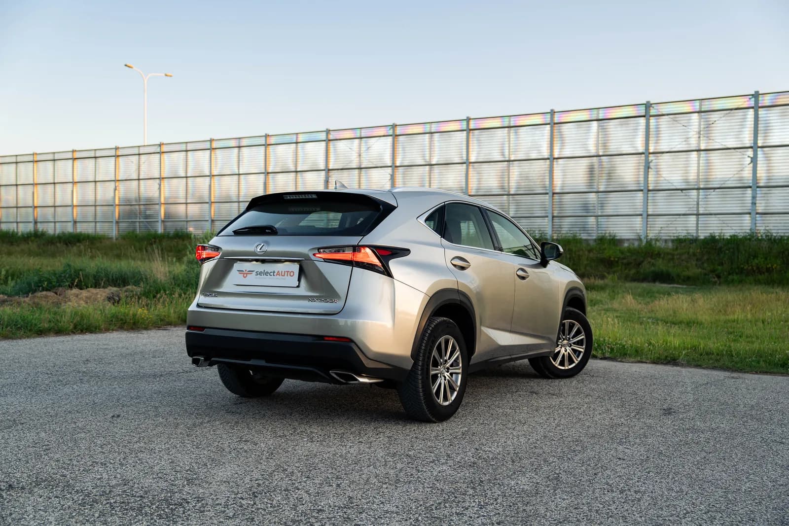 Lexus NX zdjęcie 6