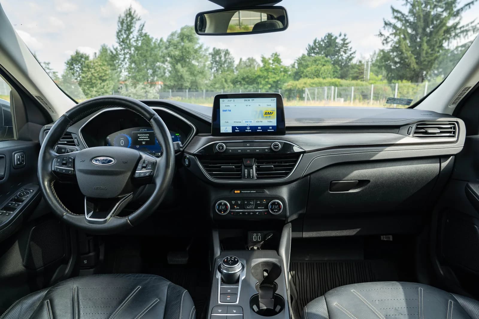 Ford Kuga zdjęcie 15