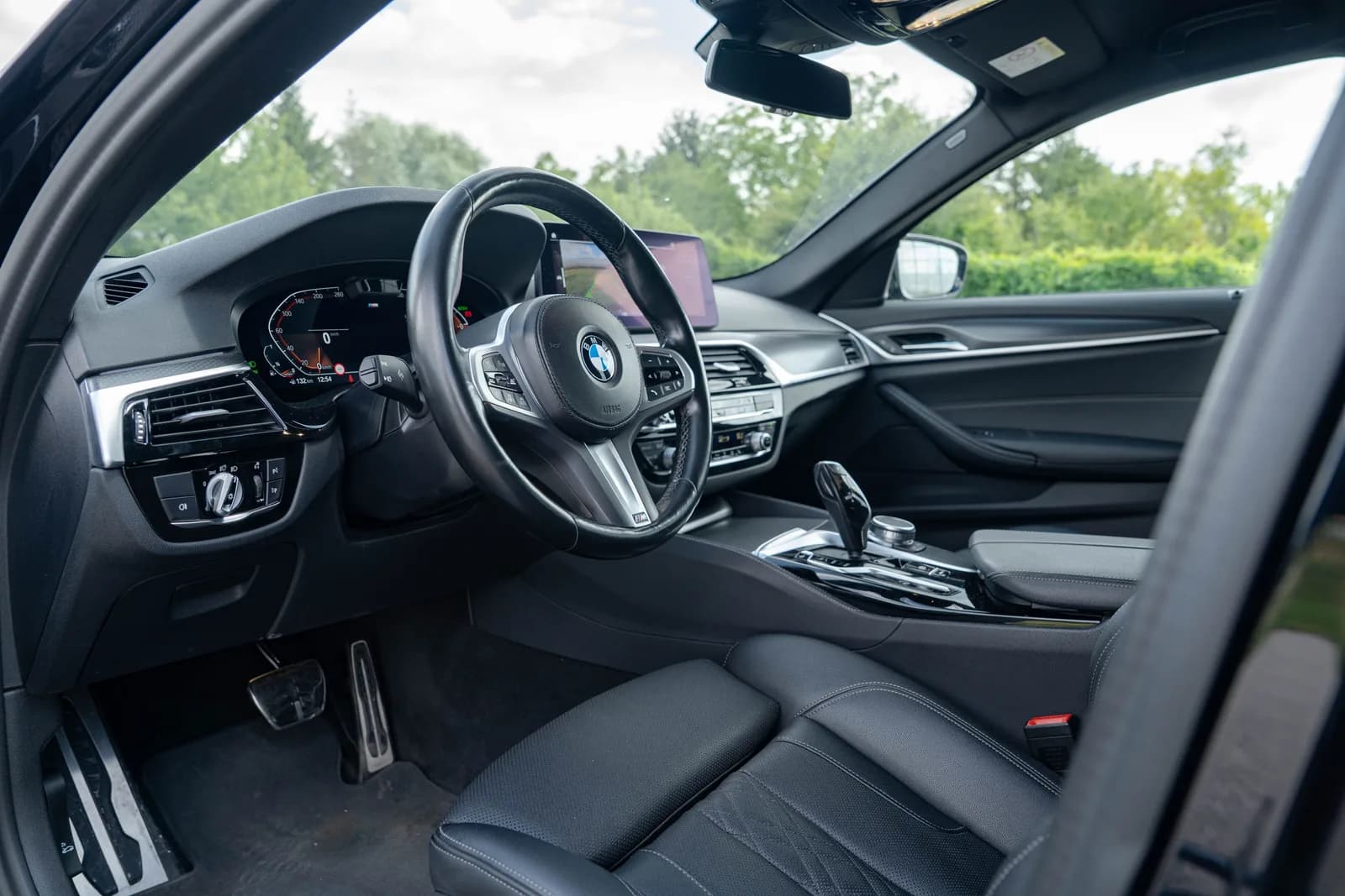 BMW Seria 5 zdjęcie 15
